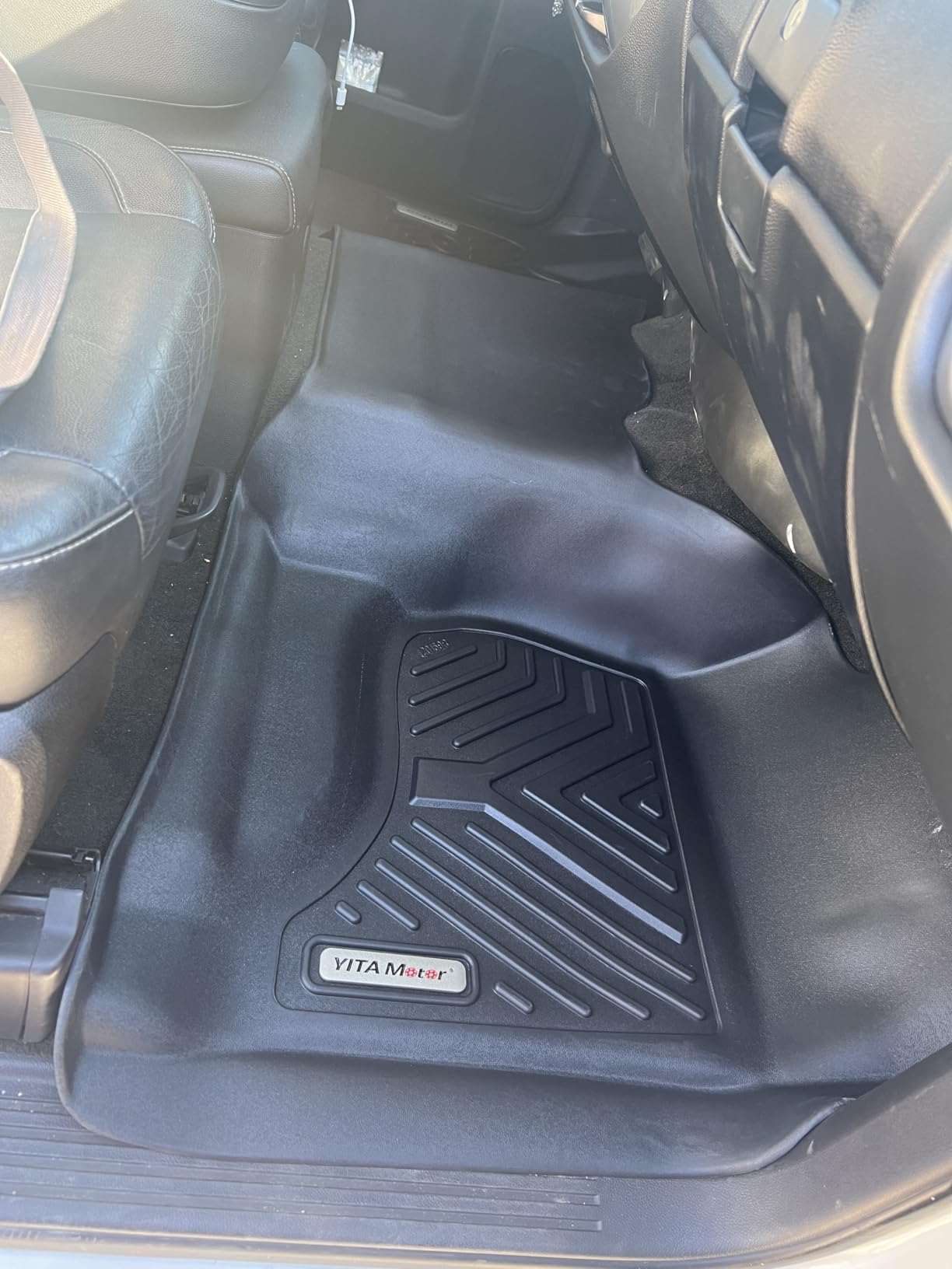 YITAMOTOR Floor Mats for 2019-2026 Chevrolet Silverado/GMC Sierra 1500 & 2020-2026 Chevy Silverado/GMC Sierra 2500HD/3500HD Crew Cab With Underseat Storage Box Bucket Seat, 1st & 2nd Row, Black customer photo 1