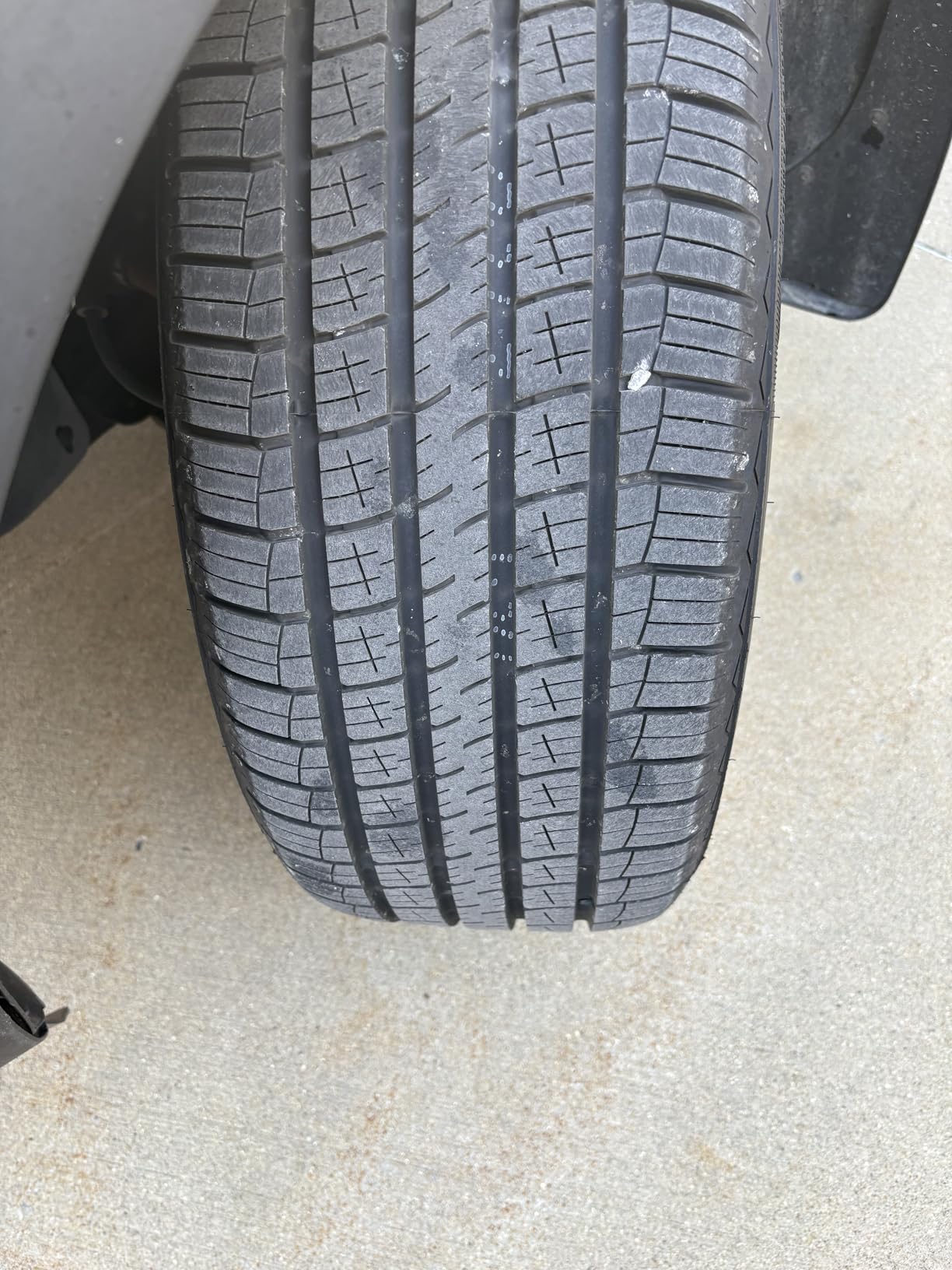 Evoluxx Capricorn 4X4 HP 245/60R18 105V All Season SL 18 inch Tire customer photo 1