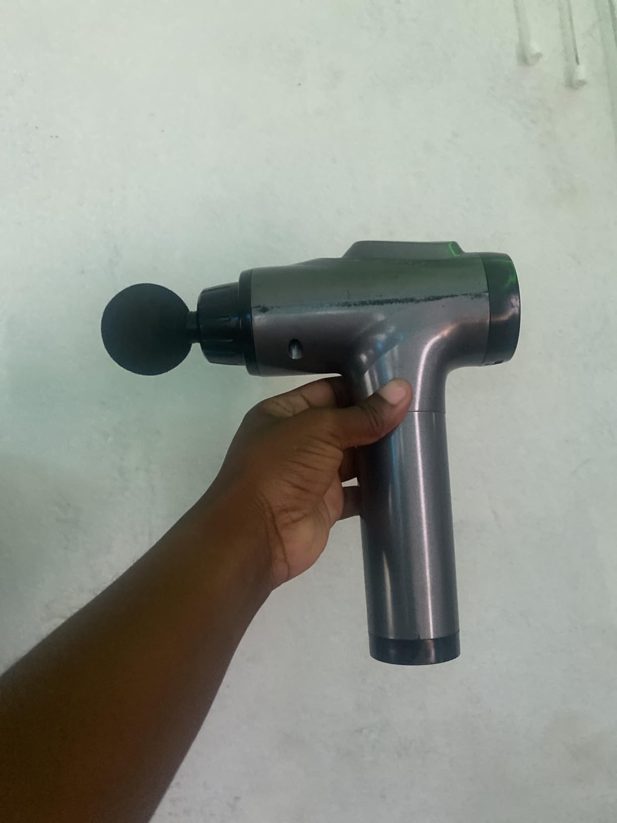 APHERMA Massage Gun, Muscle Massage Gun for Athletes Handheld Electric Deep Tissue Back Massager, Percussion Massage Device for Pain Relief with 30 Speed Levels 9 Heads Black customer photo 1