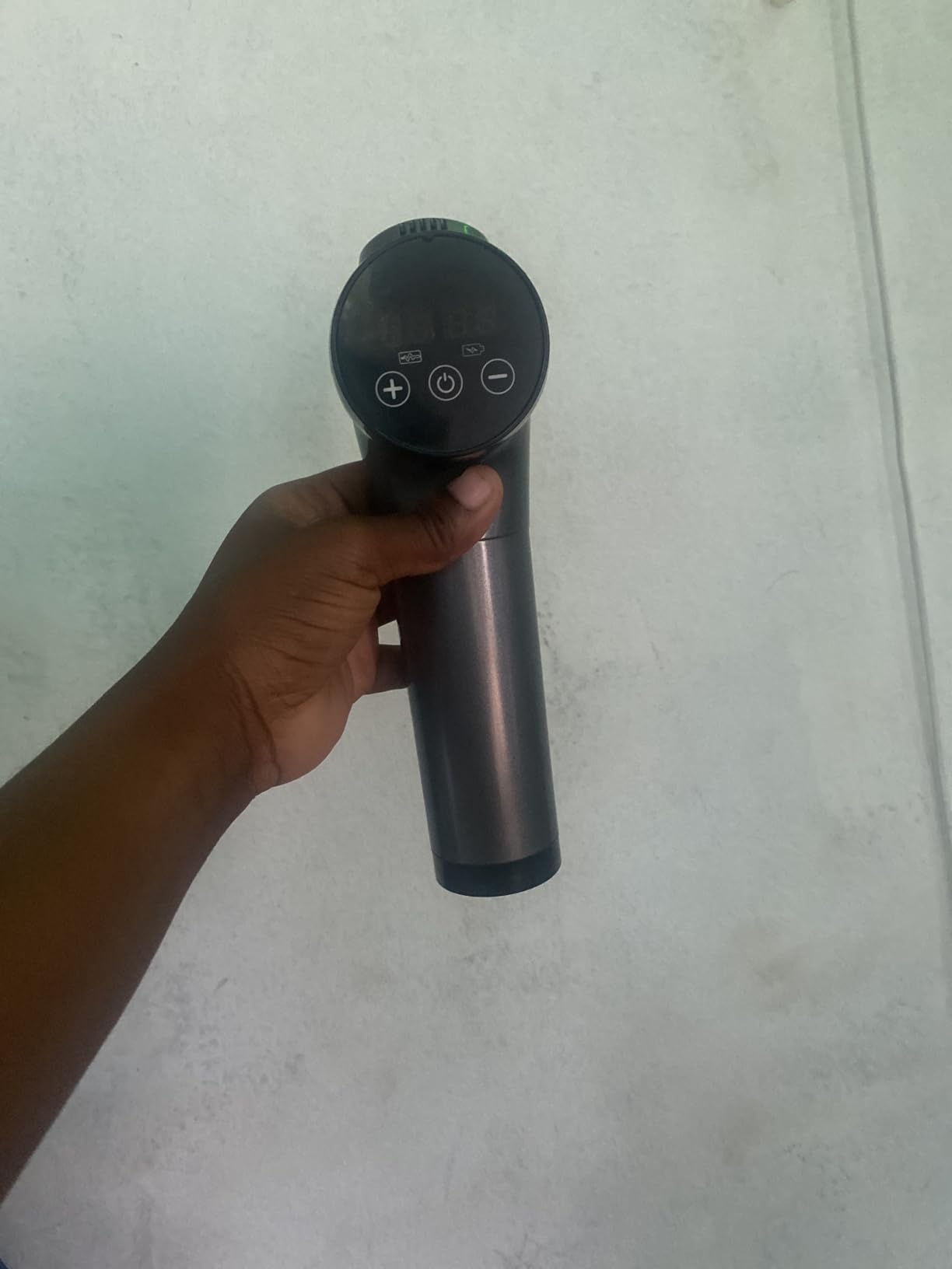 APHERMA Massage Gun, Muscle Massage Gun for Athletes Handheld Electric Deep Tissue Back Massager, Percussion Massage Device for Pain Relief with 30 Speed Levels 9 Heads Black customer photo 2