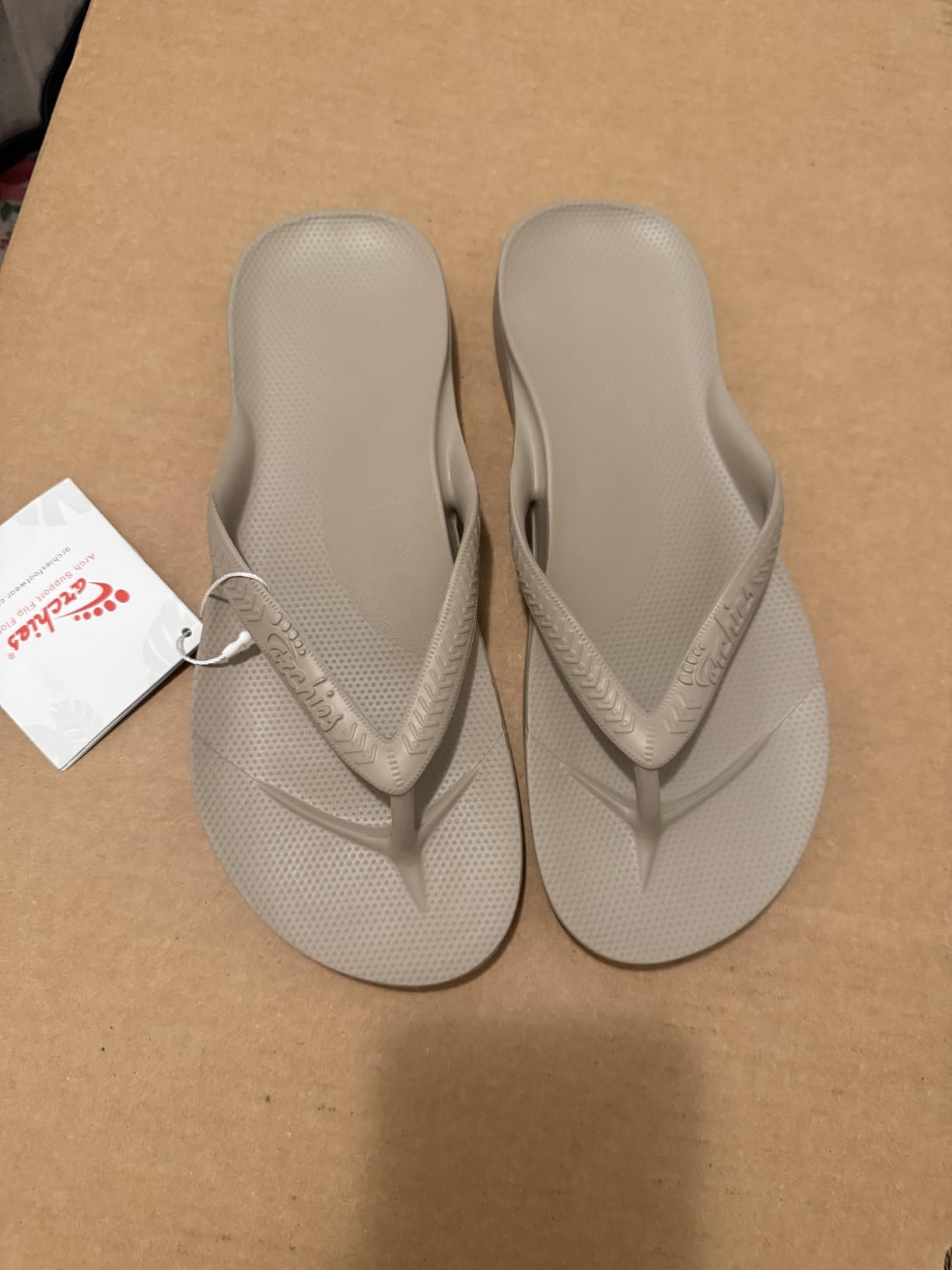 Archies Arch Support Flip Flops for Men & Women – Orthotic Sandals for Plantar Fasciitis Relief – Lightweight, Cushioning, Shock-Absorbing Thong Sandals for Walking, Foot Pain & All-Day Comfort customer photo 1
