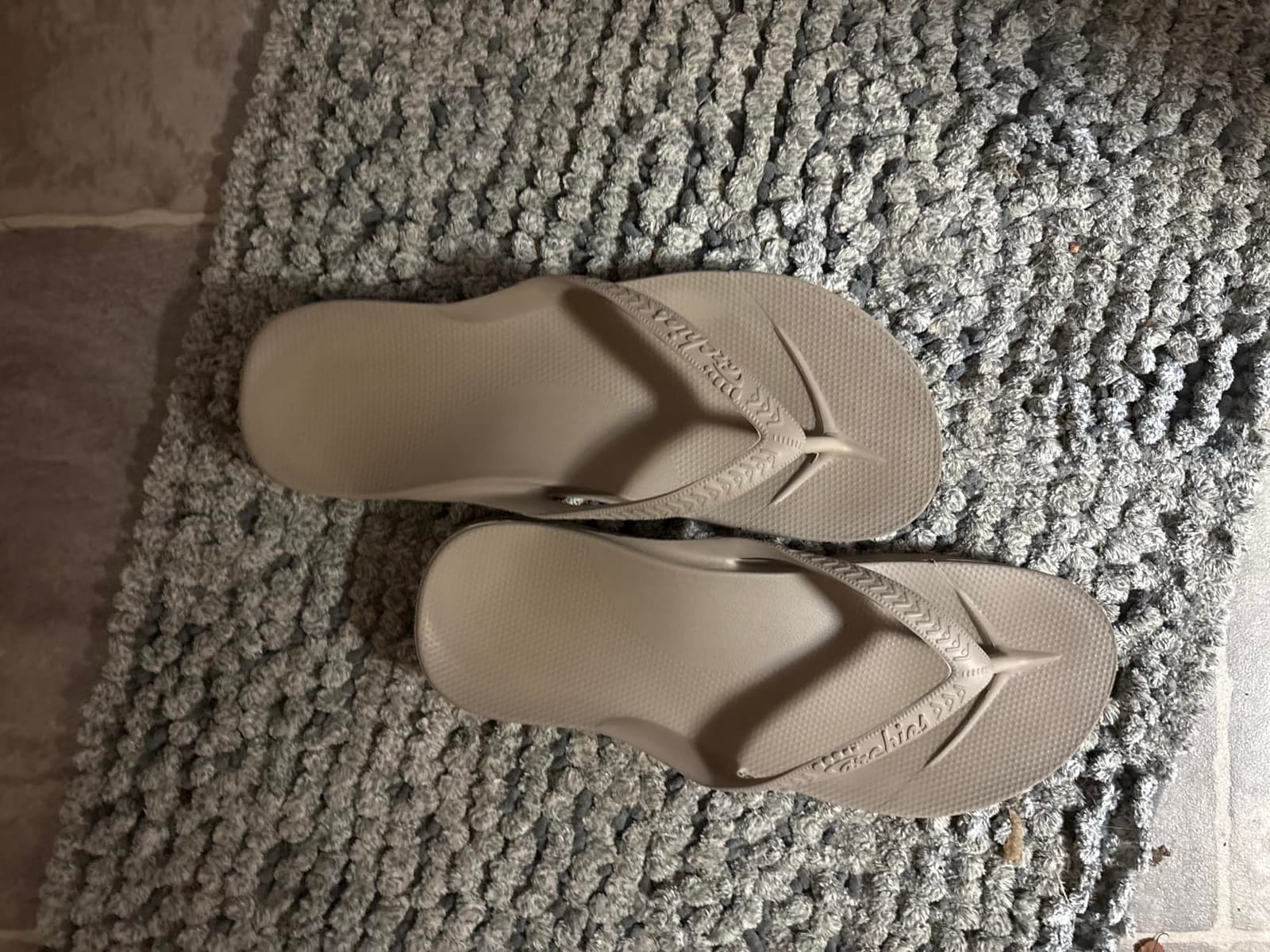 Archies Arch Support Flip Flops for Men & Women – Orthotic Sandals for Plantar Fasciitis Relief – Lightweight, Cushioning, Shock-Absorbing Thong Sandals for Walking, Foot Pain & All-Day Comfort customer photo 2