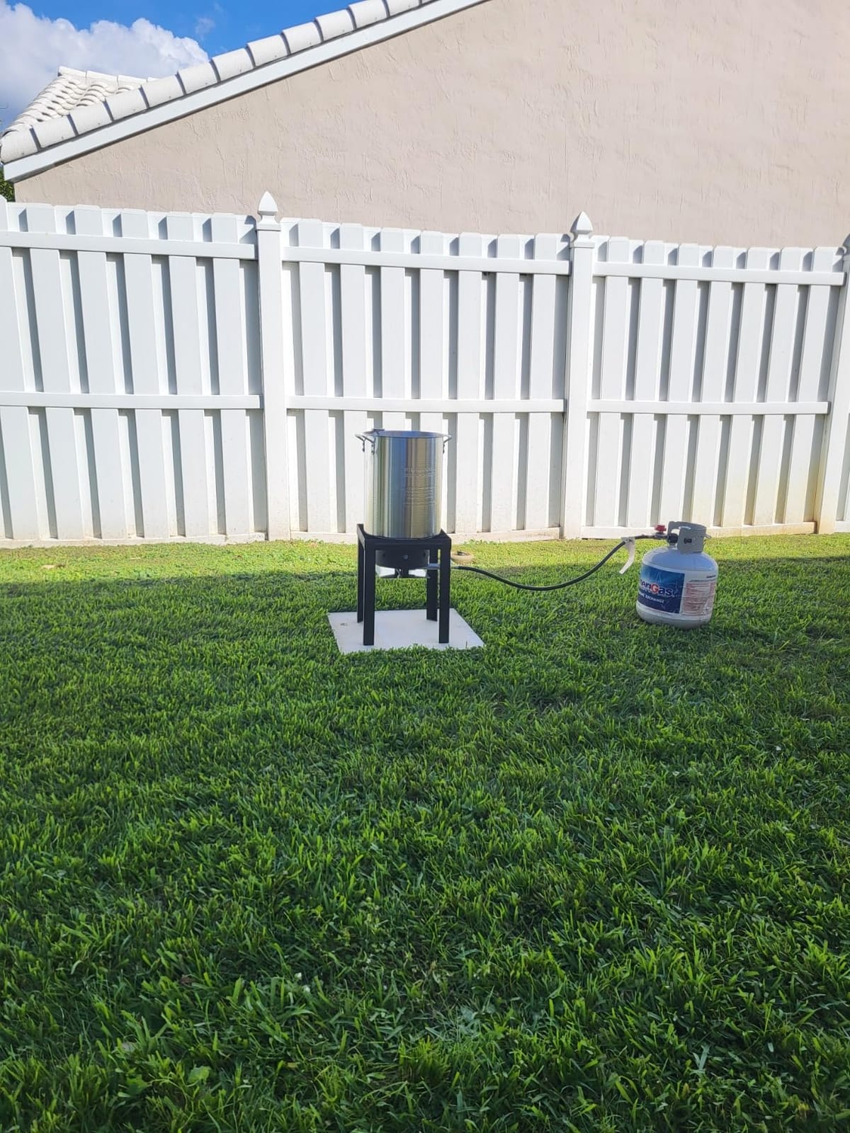 ROVSUN 30QT Turkey Fryer & 10QT Fish Fryer Kit w/ 55,000BTU Propane Stove, Aluminum Outdoor Deep Fryer & Seafood Boiler Steamer w/Baskets, Thermometer, Marinade Injector, Turkey Rack & Rack Lifter customer photo 1