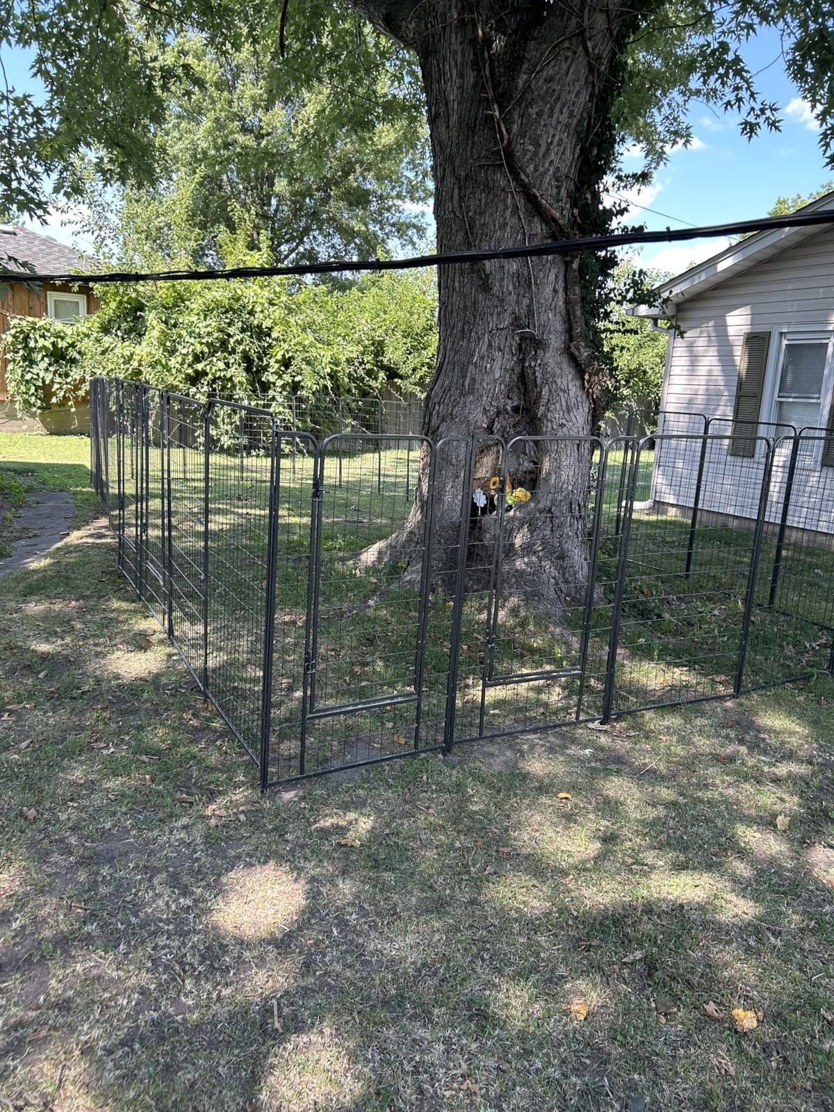 Kfvigoho Dog Playpen Outdoor Extra Wide 12 Panels Heavy Duty Dog Fence 40