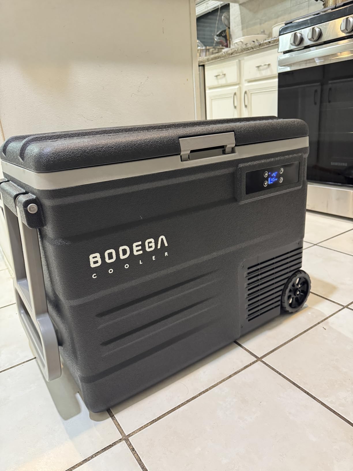 BODEGACOOLER 12 Volt Car Refrigerator,80 Quarts Portable Fridge,75L RV Freezer Single Zone,with APP Control,-4℉-68℉ Car Cooler,12/24V DC & 100-240V AC for Travel, Camping,Outdoor,Truck,SUV customer photo 2