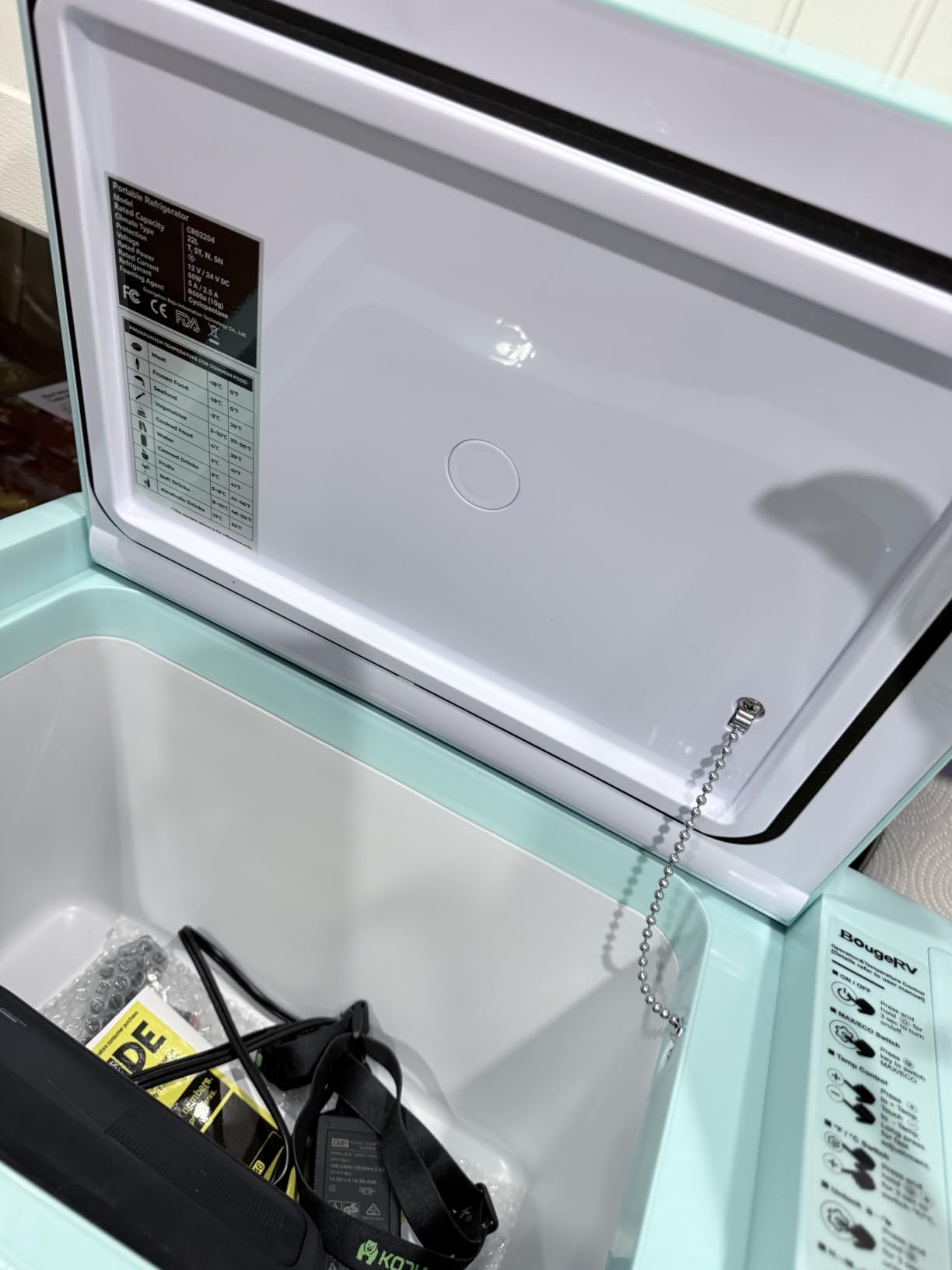 BougeRV 12v refrigerator 23 Quart, -8℉~50℉ Portable Freezer for Car, Black customer photo 1