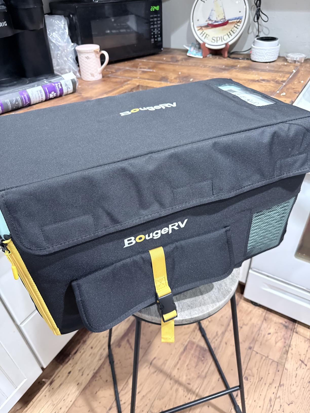 BougeRV 12v refrigerator 23 Quart, -8℉~50℉ Portable Freezer for Car, Black customer photo 2