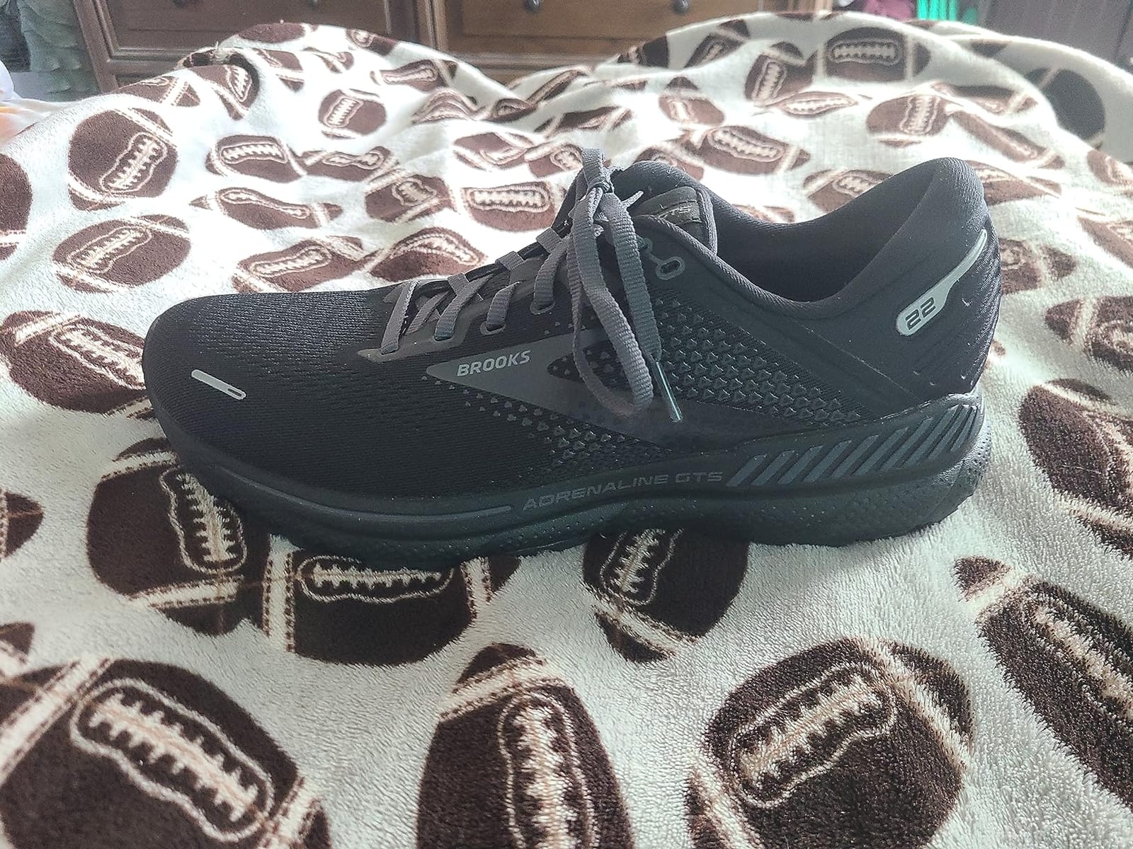 Brooks Men's Adrenaline GTS 22 Supportive Running Shoe customer photo 1