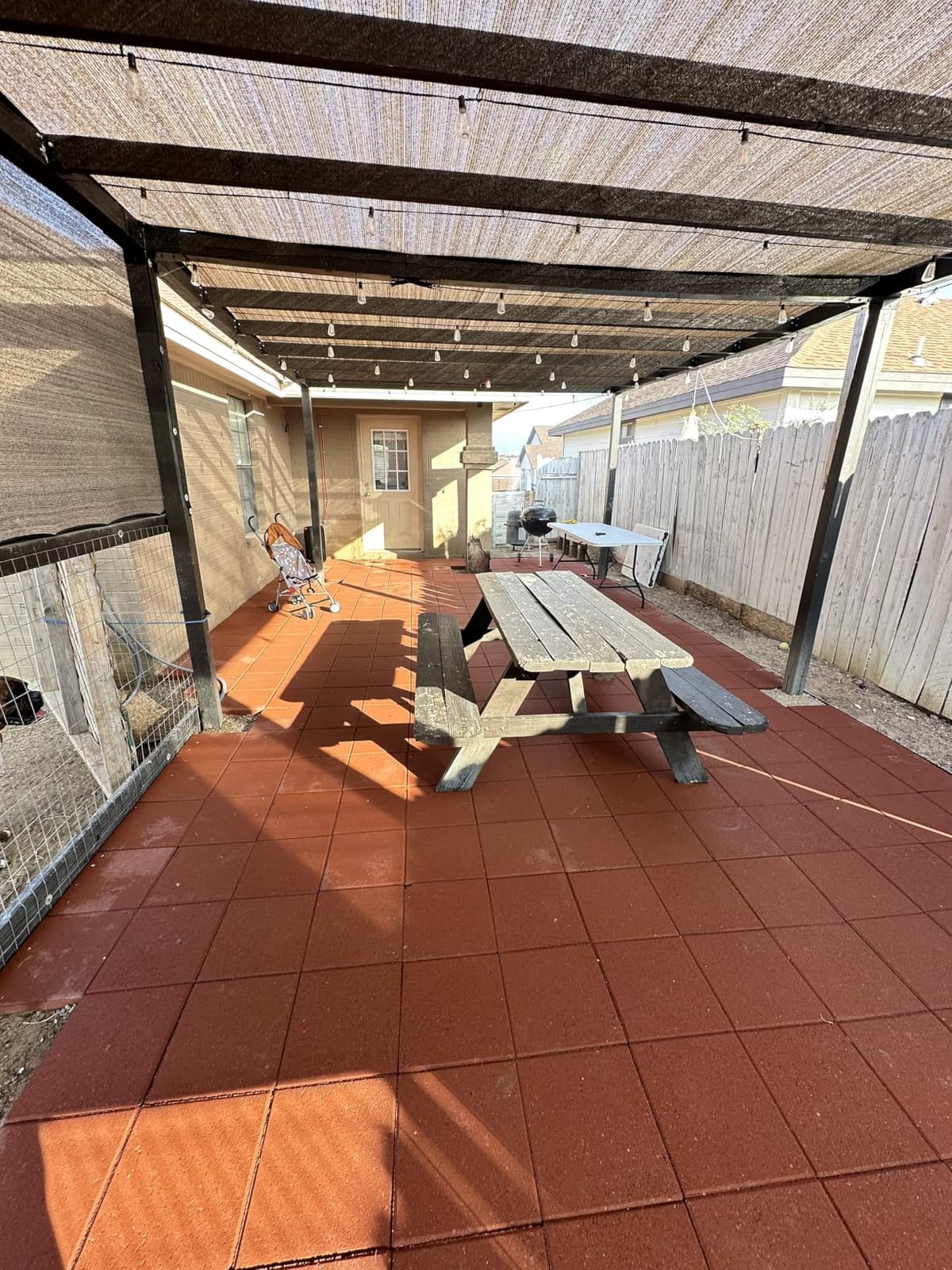 EMERIT 90% Sun Shade Cloth, 8' X 12' Pergola Shade Cover Canopy, 50 MPH Wind-Resistant Tarp with Reinforced Stainless Steel Grommets, Privacy Screen for Outdoor Patio, Backyard, Deck customer photo 2