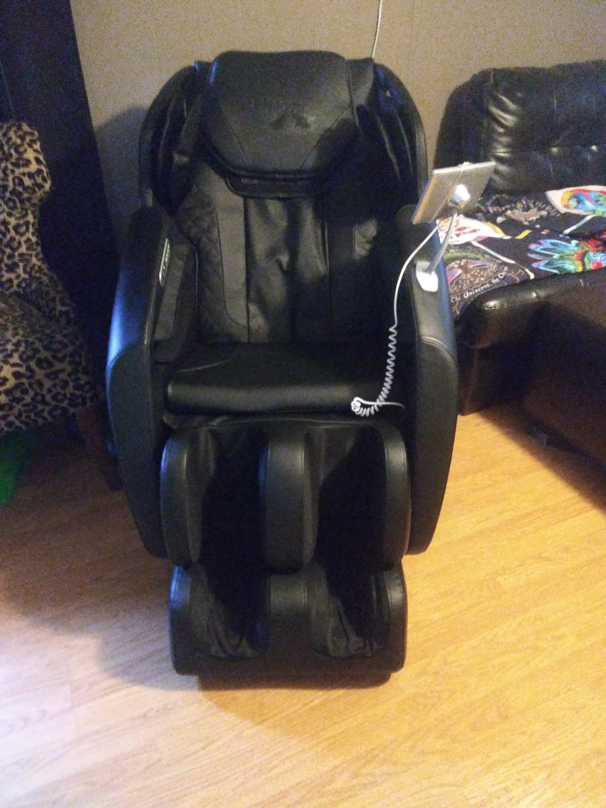 2026 Massage Chair Full Body, AI APP Control Shiatsu Zero Gravity Massage Chair with Foot Roller, Back Calf Heated, Bluetooth Speaker, Relaxing Massaging Recliner for Friend Family customer photo 1
