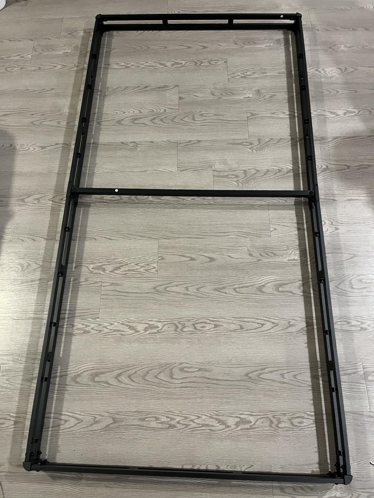 ALDRICH Box Springs King Size 9 Inch Heavy Duty Metal Mattress Foundation customer photo 1