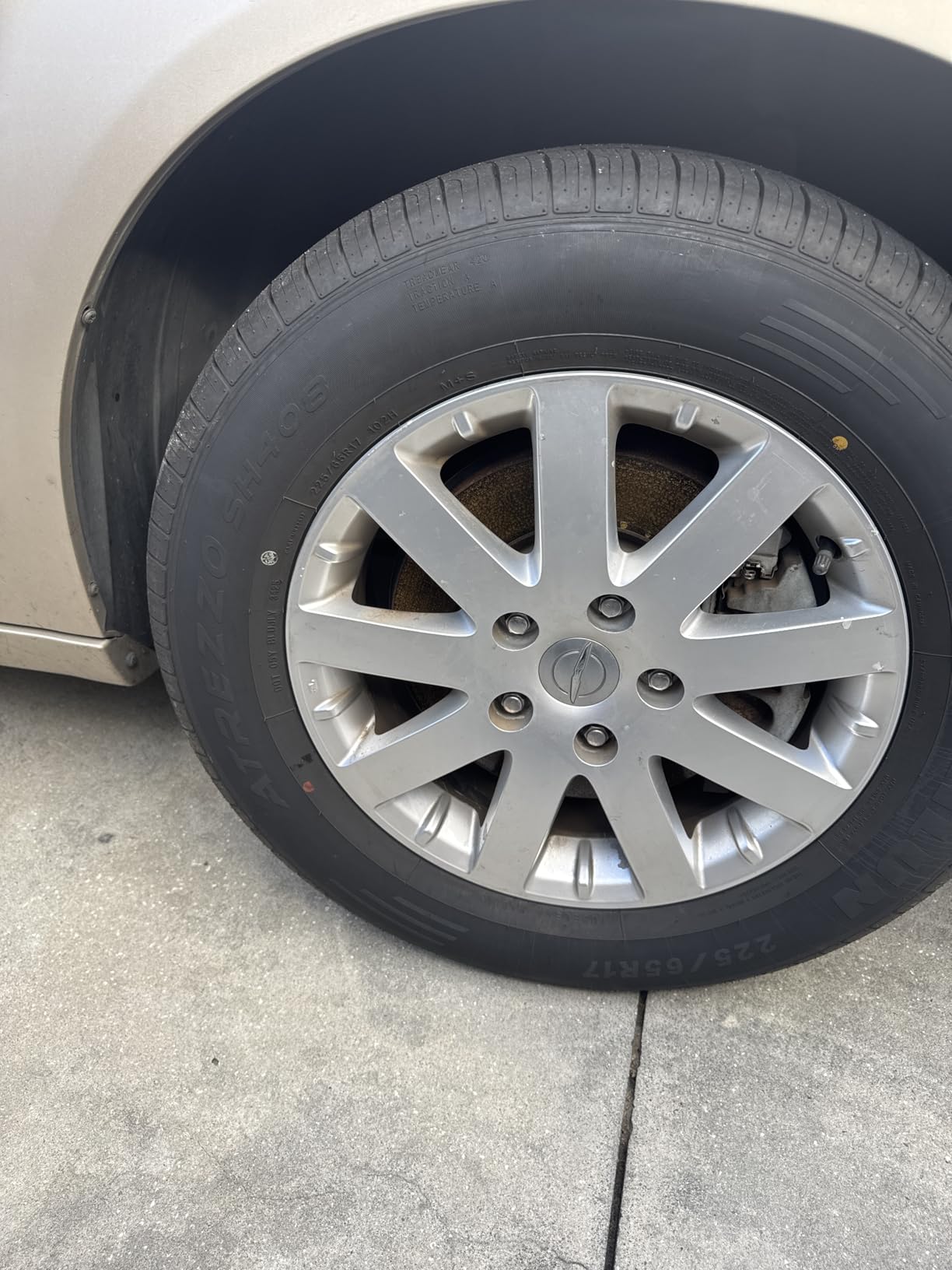 Sailun Atrezzo SH408 All Season 225/65R17 102H Passenger Tire customer photo 2