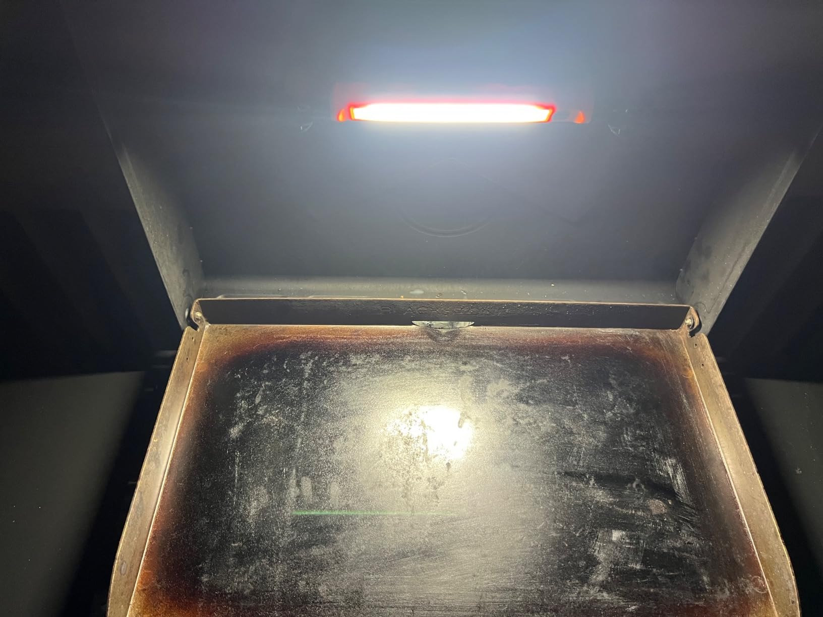Mechanic Work Light, wokelux 3000LM LED Work Light, 5200mAh Rechargeable Magnetic Work Light, Underhood Cordless Work Lights with Hooks for Mechanics Inspection Workshop Emergency customer photo 1