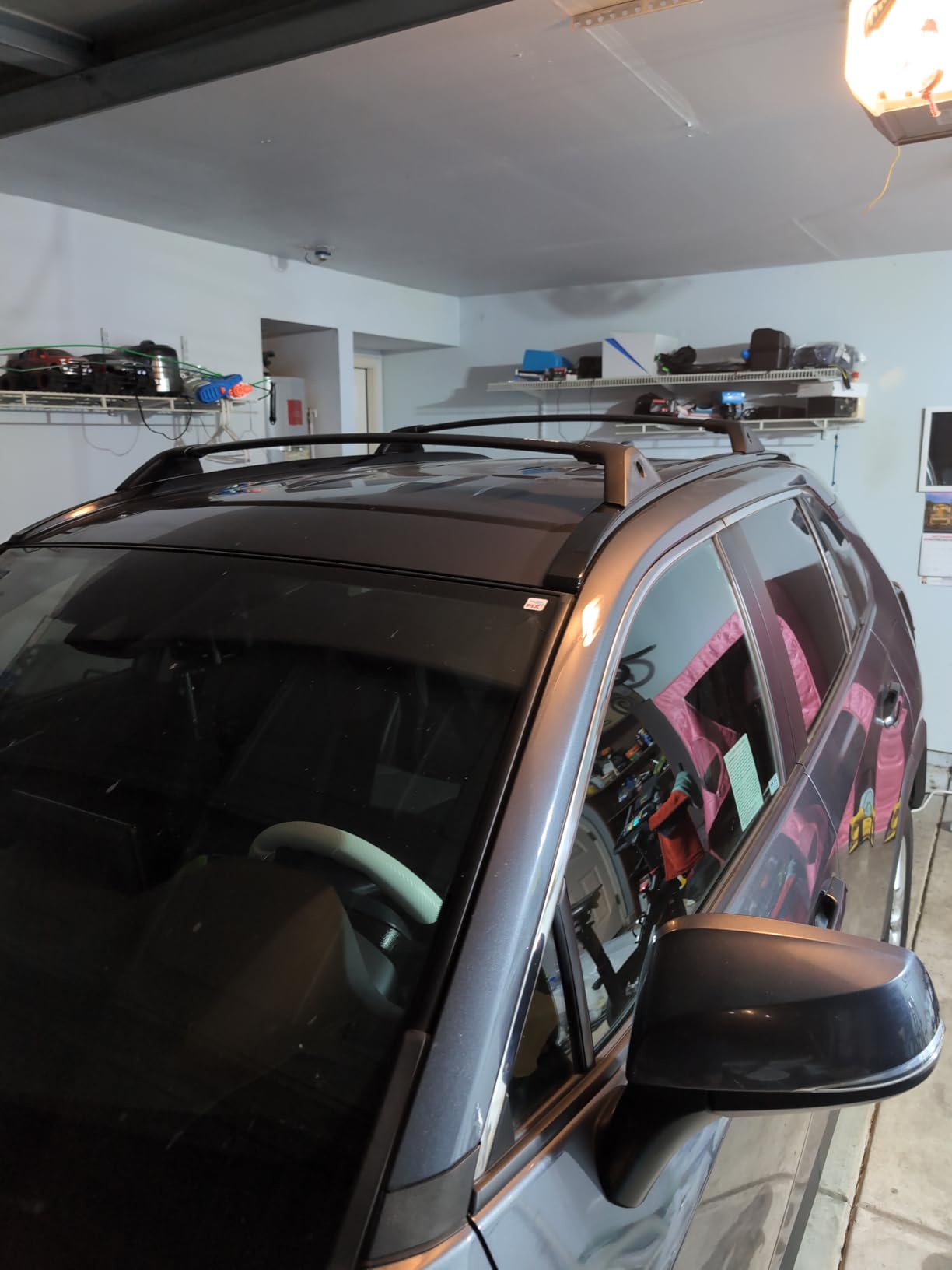 VEVOR Roof Rack Cross Bars, Compatible with Toyota RAV4 2020-2023, 160lbs Load Capacity, Aluminum Anti-Rust Crossbars with Locks, Rooftop Cargo Bag Luggage Carrier (Not Fit for Adventure/TRD Off-Road) customer photo 1