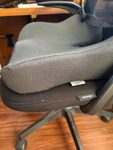 Dreamer Car Seat Cushion for Tailbone & Sciatica Pain Relief customer photo 1