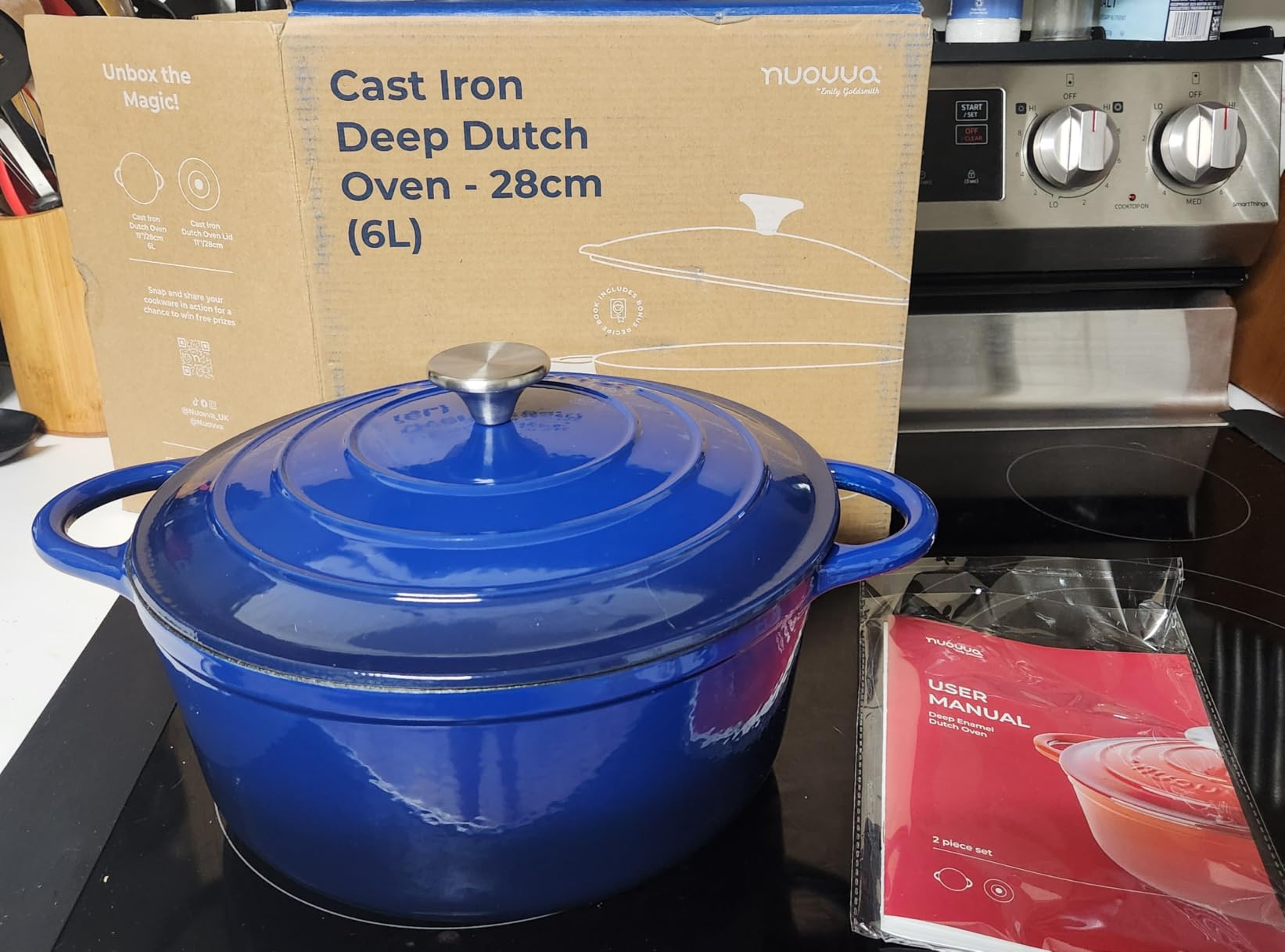 Nuovva Enamelled Cast Iron Dutch Oven Pot with Lid-6.4 Quart Non Stick Casserole Pot-Heavy Duty & Oven Safe up to 500° F for Bread Baking, Braising, Stews, Roasting - 28cm Dark Blue customer photo 2