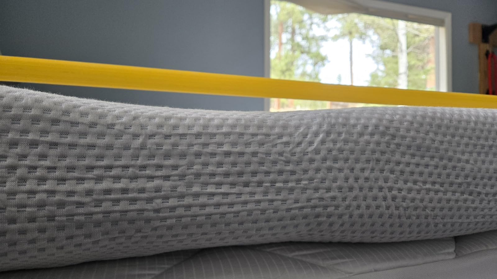 Zinus 6 Inch Green Tea Cooling Memory Foam Mattress [New Version], Short Queen, Fiberglass Free, Medium Firmness, Cooling Gel Foam, Certified Safe Foams & Fabric, Mattress in A Box customer photo 2