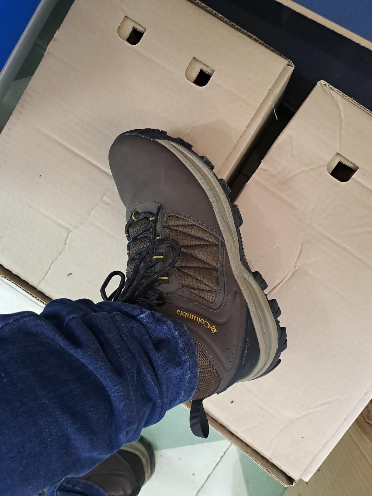 Columbia Men's Transverse Waterproof Hiking Boot customer photo 2