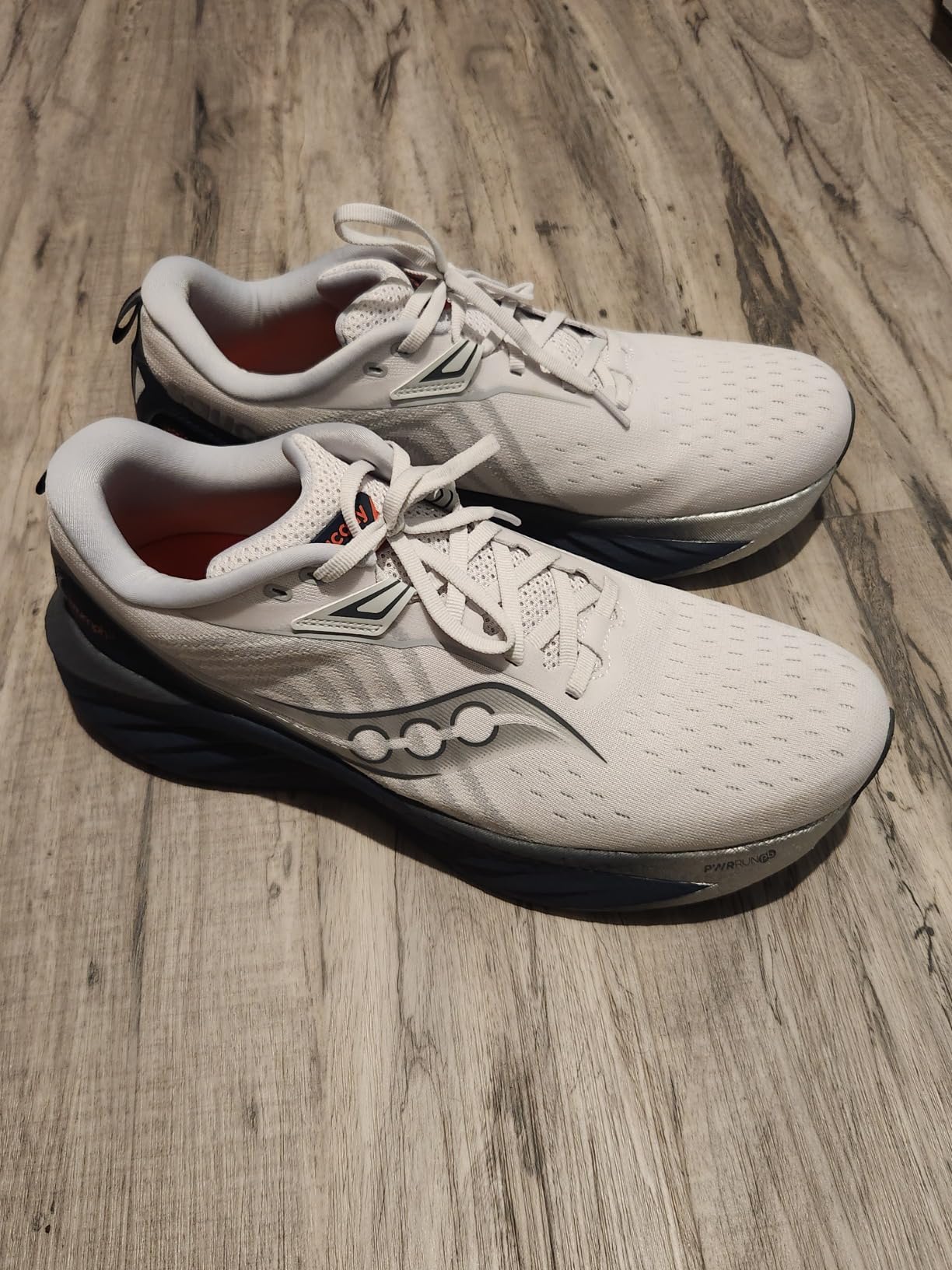 Saucony Men's Triumph 22 Sneaker customer photo 1