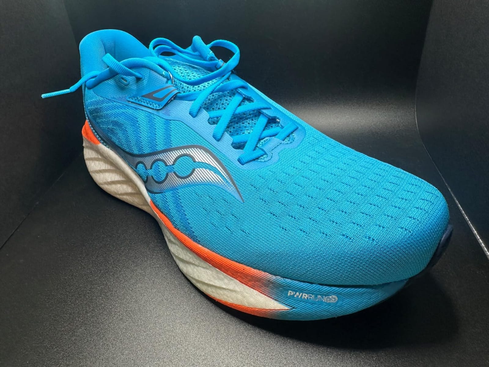 Saucony Men's Triumph 22 Sneaker customer photo 2