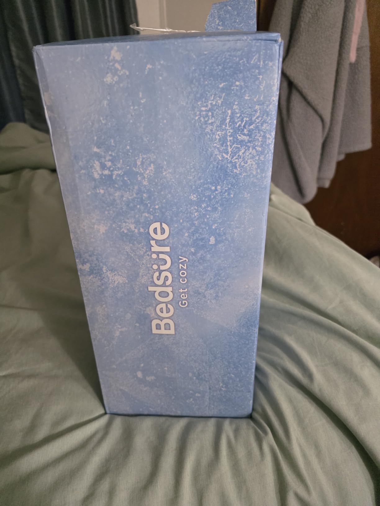 Bedsure Cooling Comforter Blankets for Hot Sleepers, All Season, Queen customer photo 1