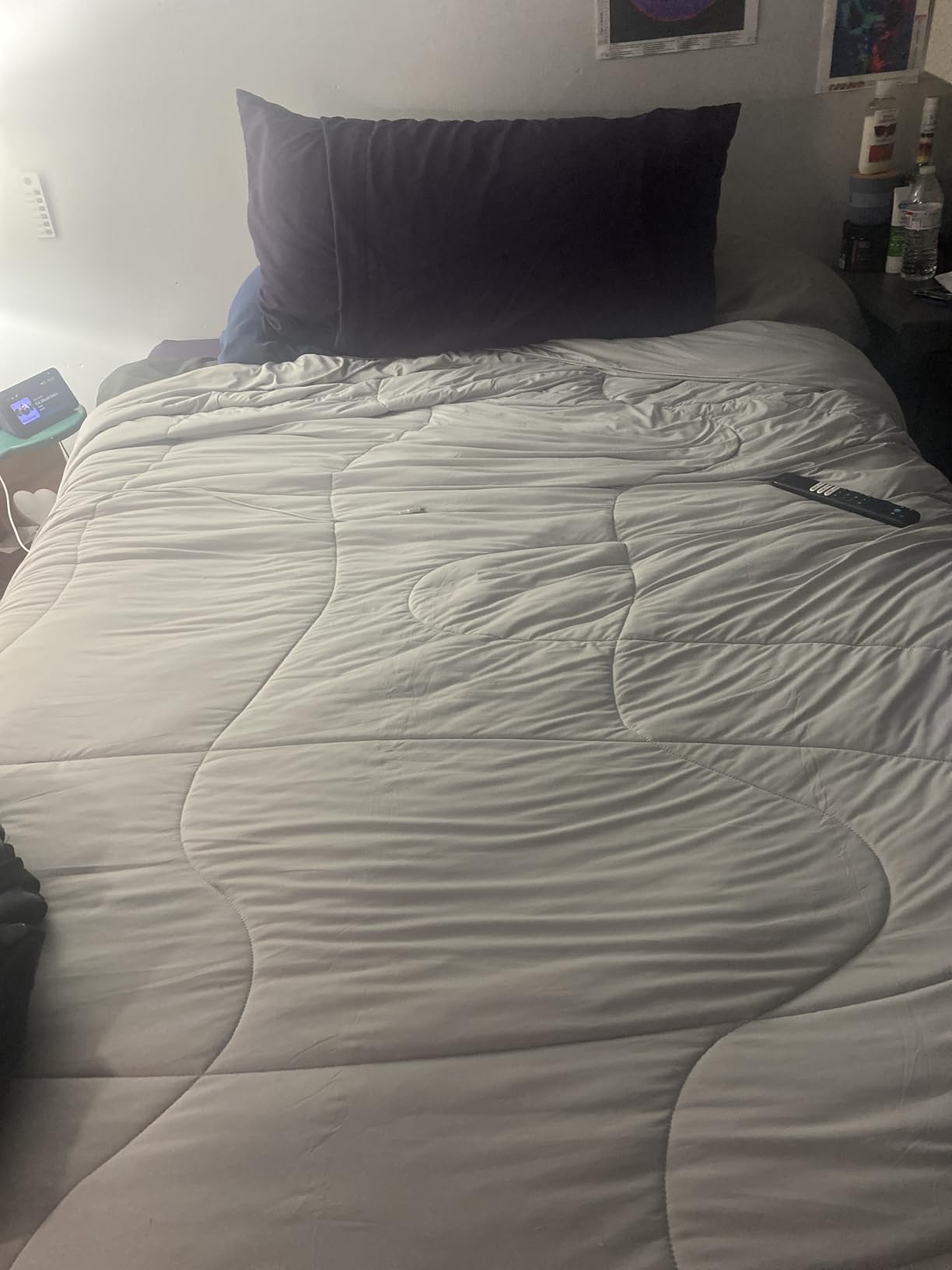Bedsure Cooling Comforter Blankets for Hot Sleepers, All Season, Queen customer photo 2