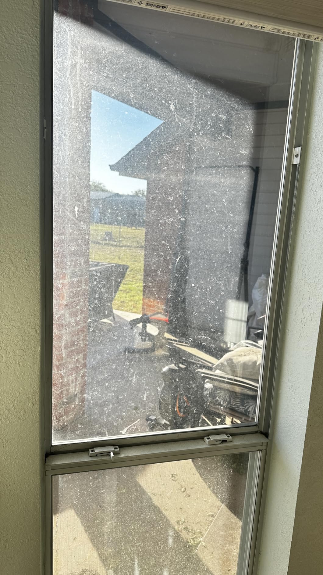 Kärcher Electric Window Vacuum WV 1 Plus, Ideal for Showers, Mirrors, Glass customer photo 1