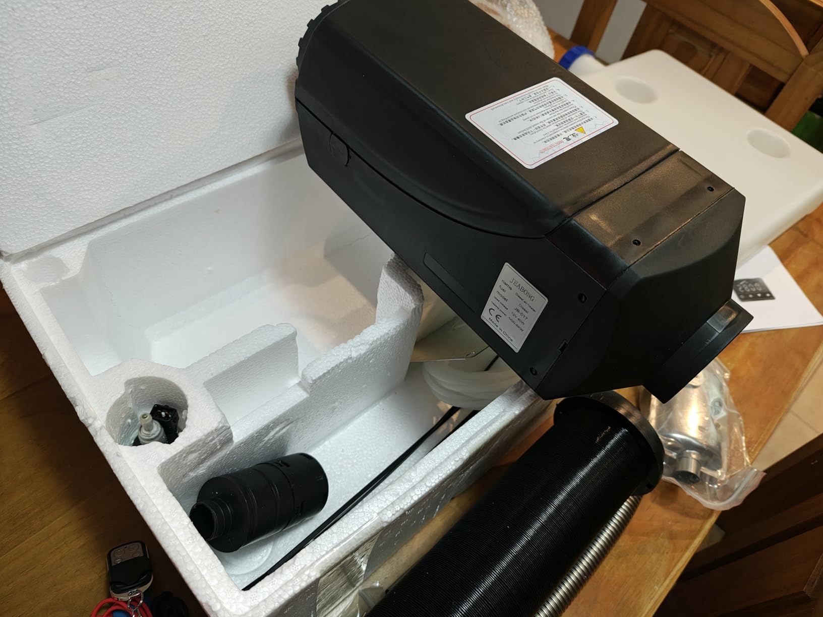 12V8KW diesel air heater, plateau version LCD display 10L fuel tank (Black/Light Gray) customer photo 1