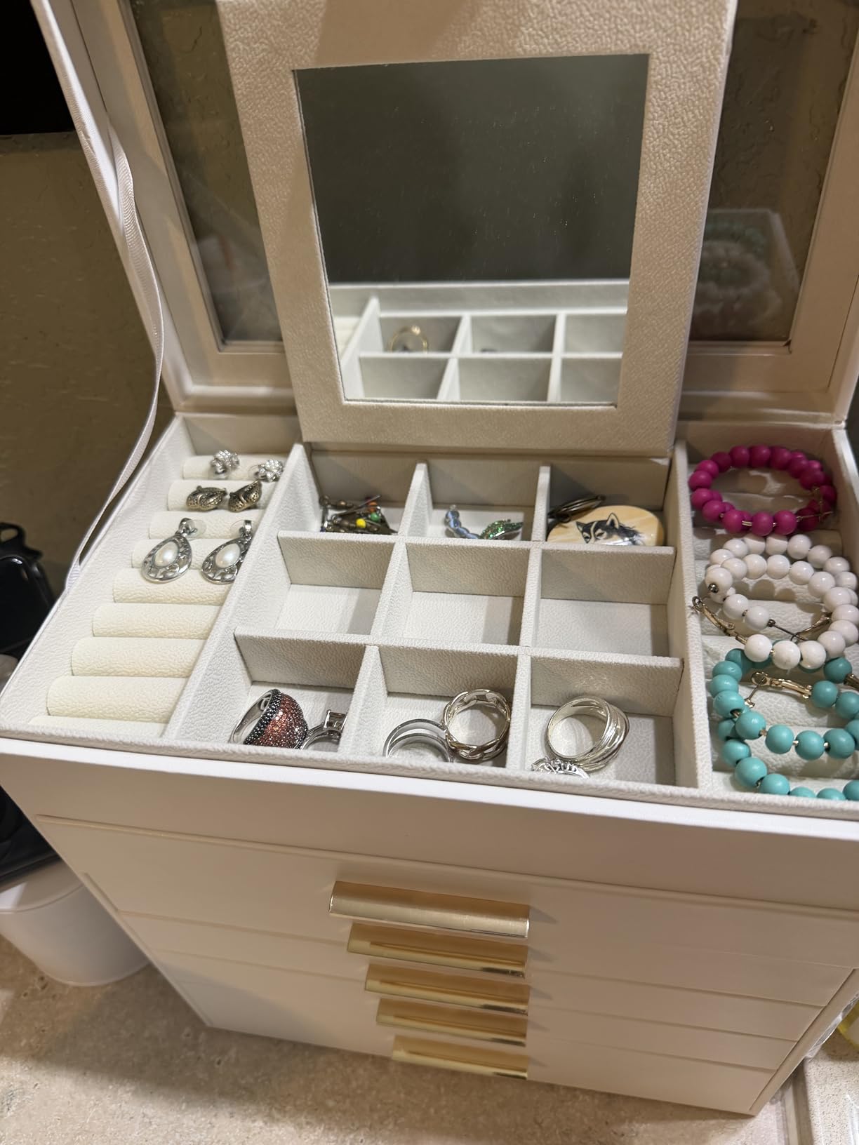 BOOVO Jewelry Boxes for Women, White and Black 6 Layer Large Jewelry Box for Necklace, Bracelet, Earrings, Rings Storage, Jewelry holder Organizer for Girls Gift (Clear Black, 6 layer) customer photo 2