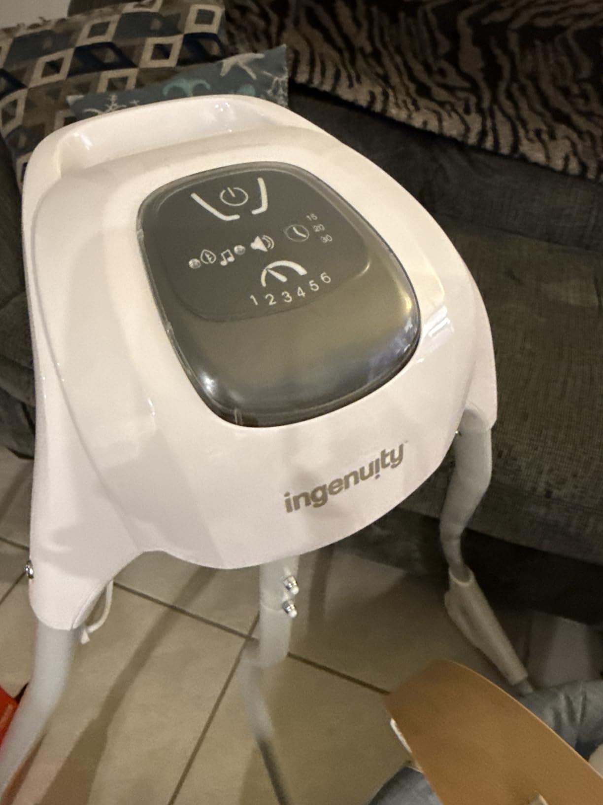 Ingenuity SimpleComfort Portable Baby Swing, Newborn to 9 Months customer photo 1