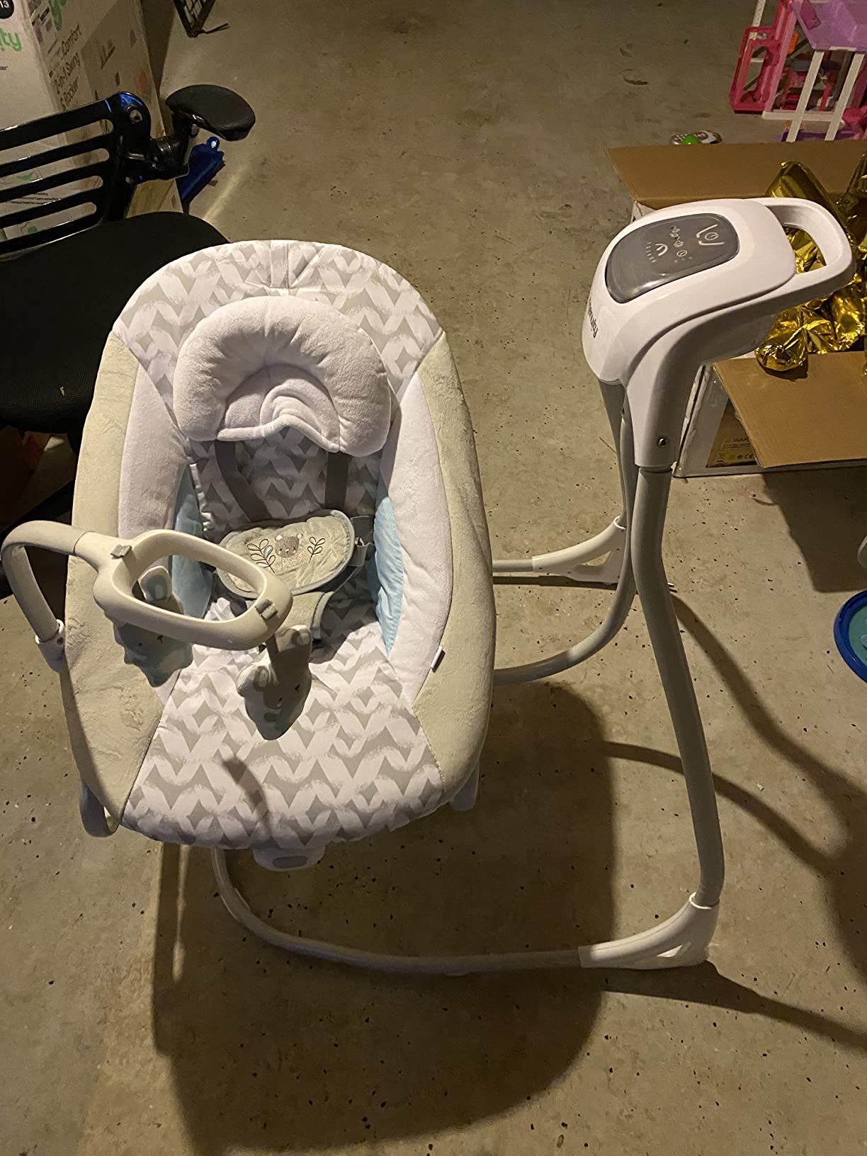 Ingenuity SimpleComfort Portable Baby Swing, Newborn to 9 Months customer photo 2