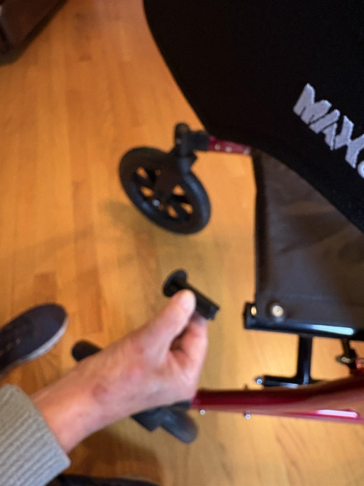 MAXWALK Rollator Walker for Seniors with Seat, 12