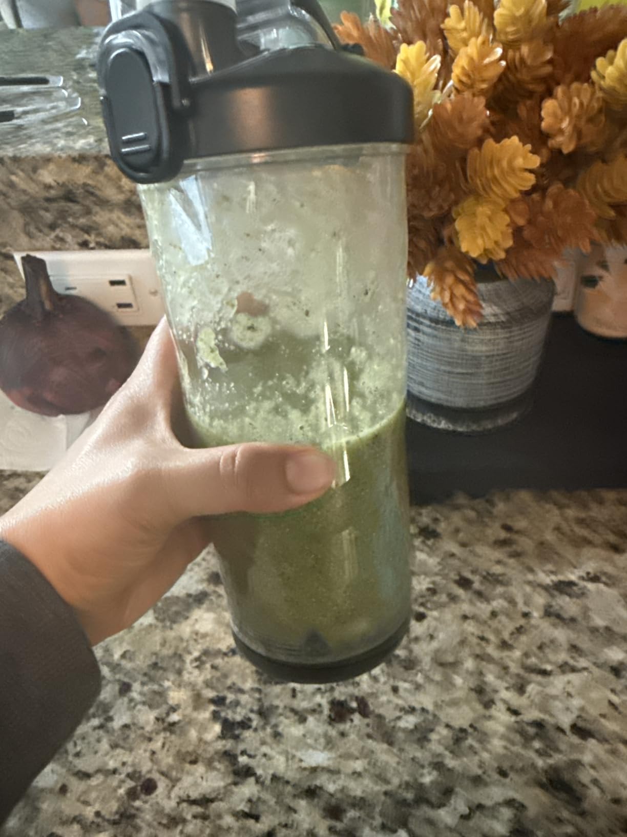 Portable Blender Personal Juicer for Shakes Smoothies with Insulated Sleeve customer photo 2