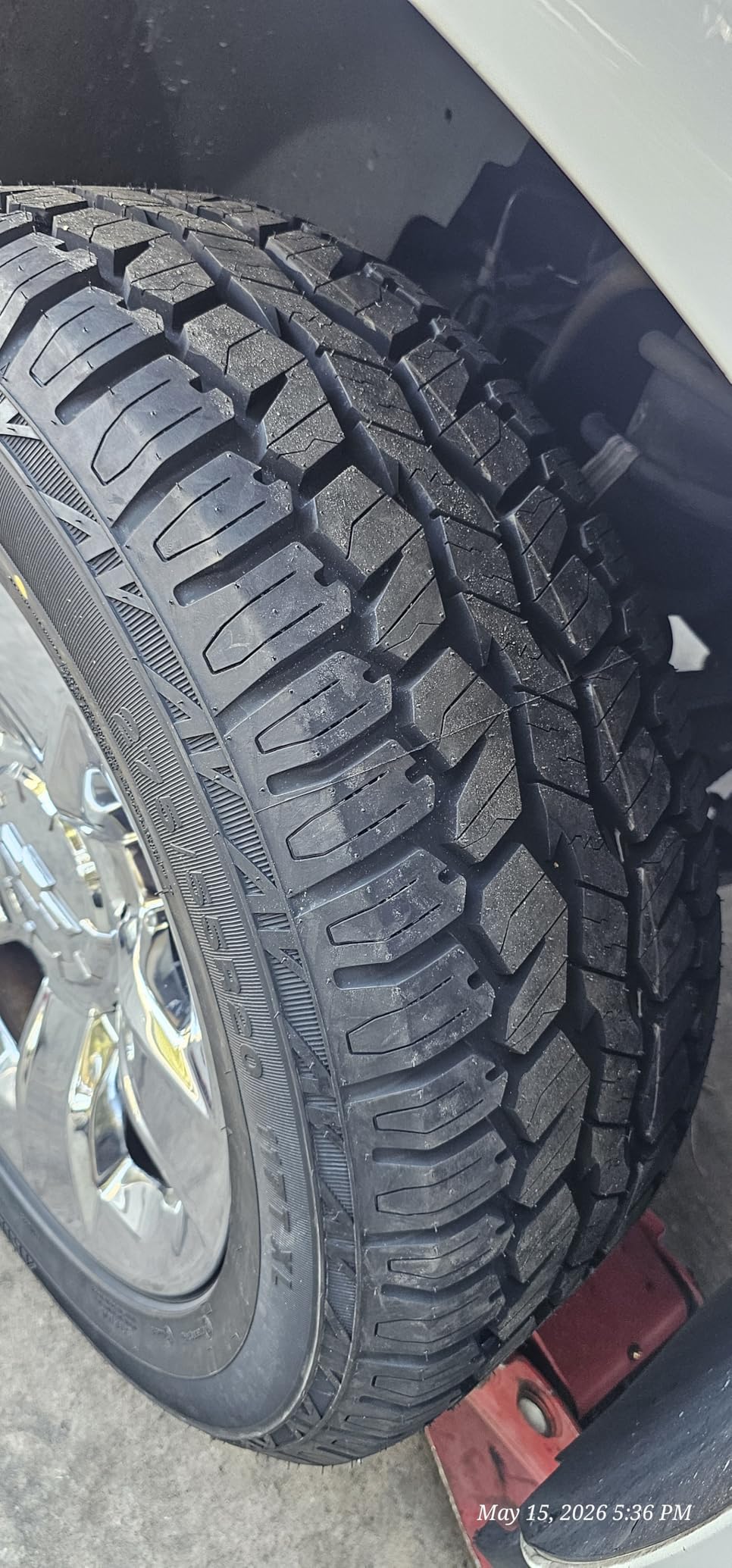 Armstrong Tru-Trac AT 265/70R17 116T All Terrain XL 17 inch Tire customer photo 2