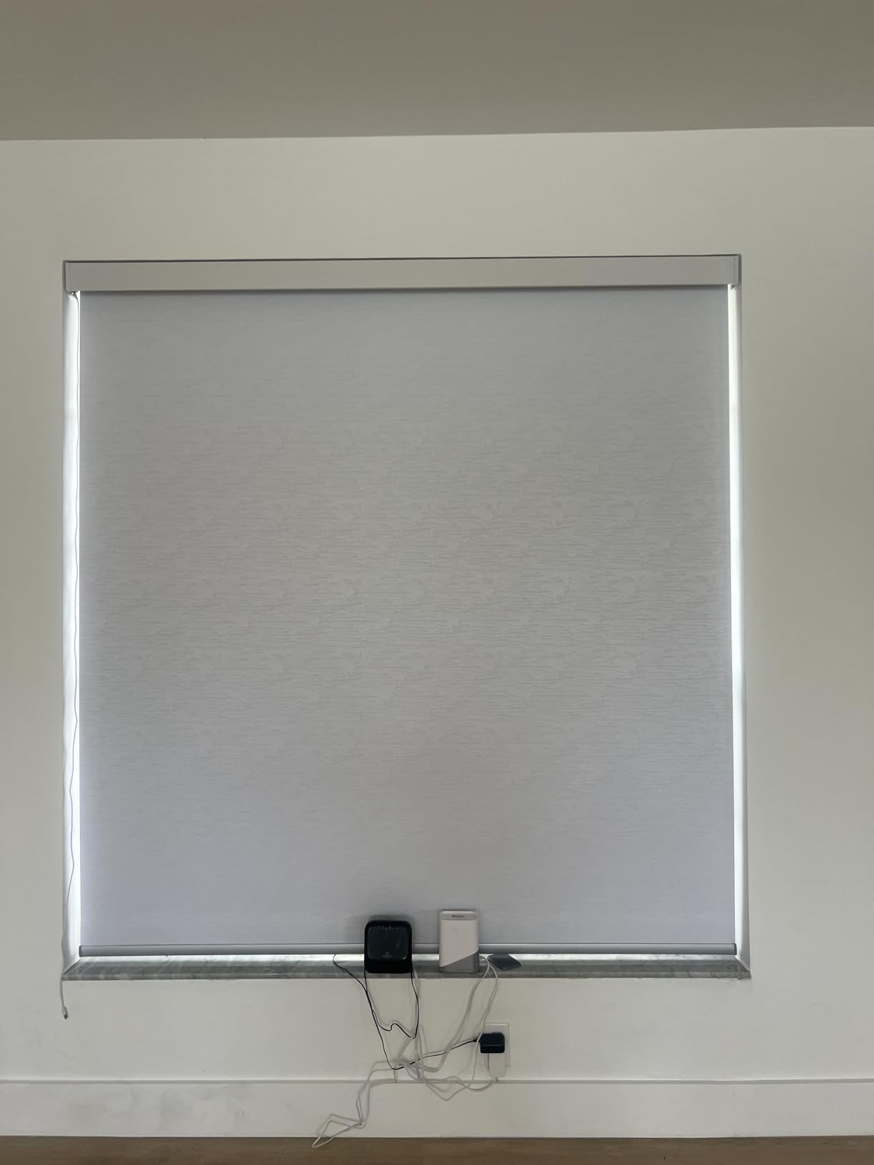 Bringnox Motorized Blinds with Remote, 100% Blackout, Voice Controlled customer photo 1