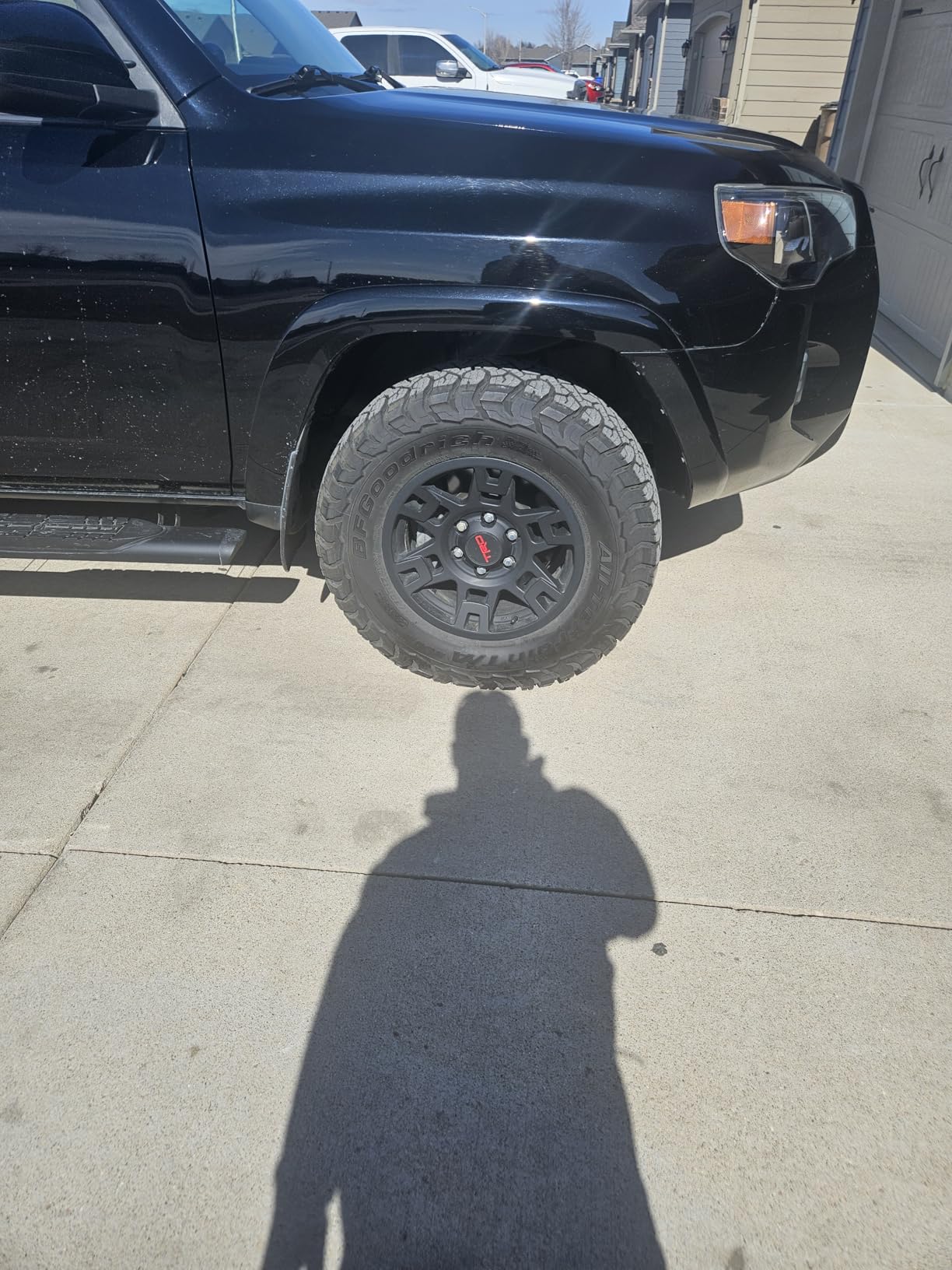 BFGoodrich All-Terrain T/A KO3 Car Tire for Light Trucks, SUVs, and Crossovers, LT285/70R17/E 126/123S customer photo 1