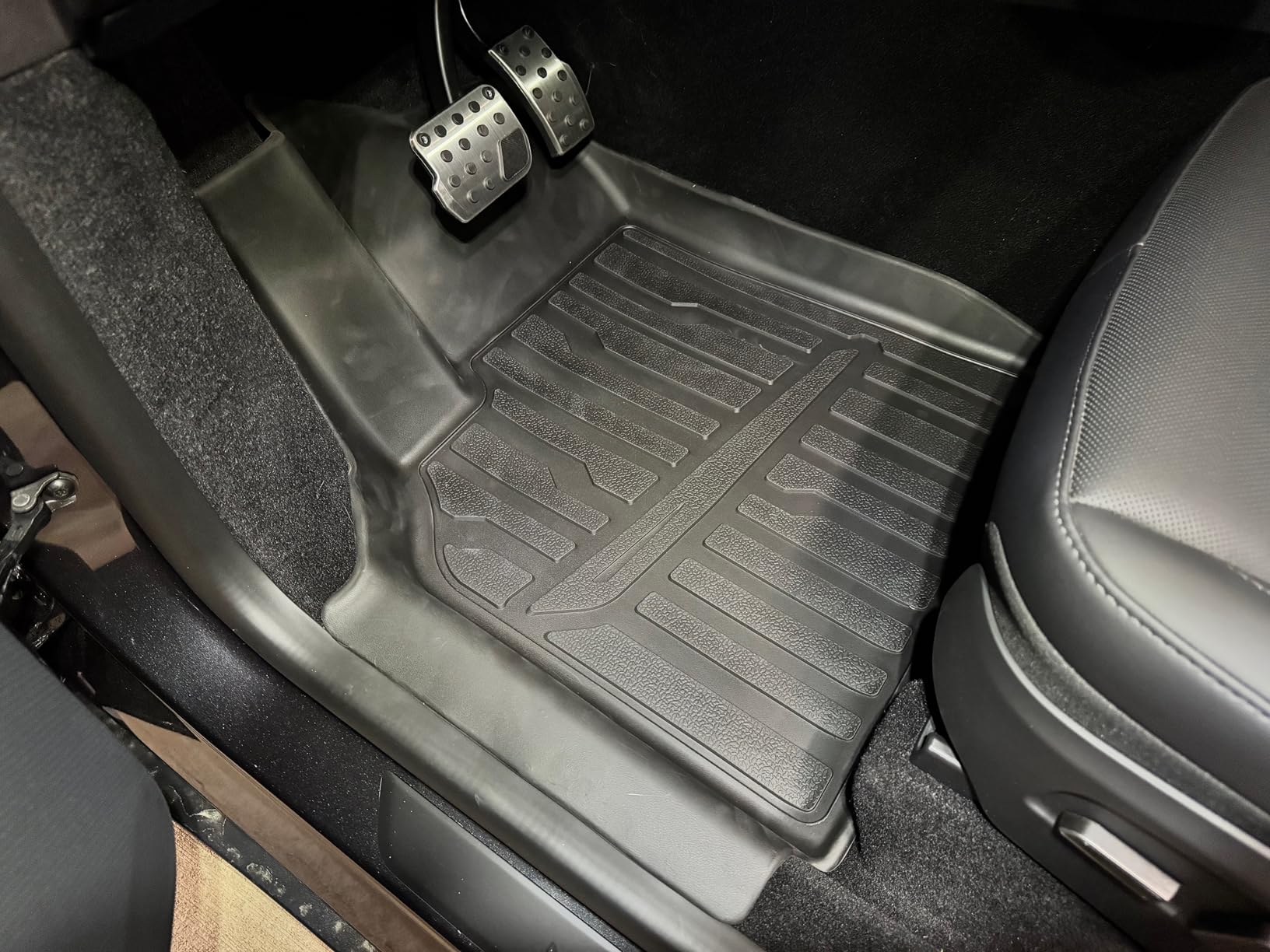 TripleAliners All Weather Floor Mats for 2023-2026 Tesla Cybertruck customer photo 2