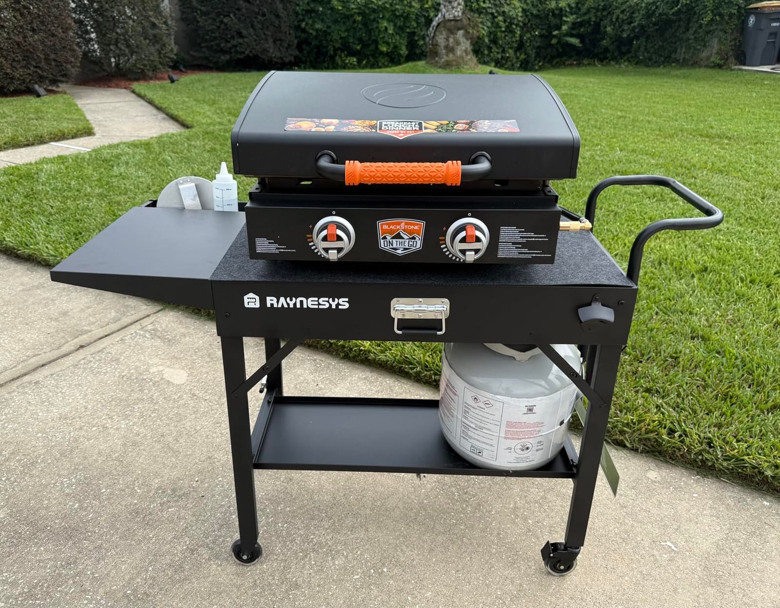 Raynesys 440lbs Outdoor Folding Grill Cart, Blackstone Griddle Stand customer photo 1