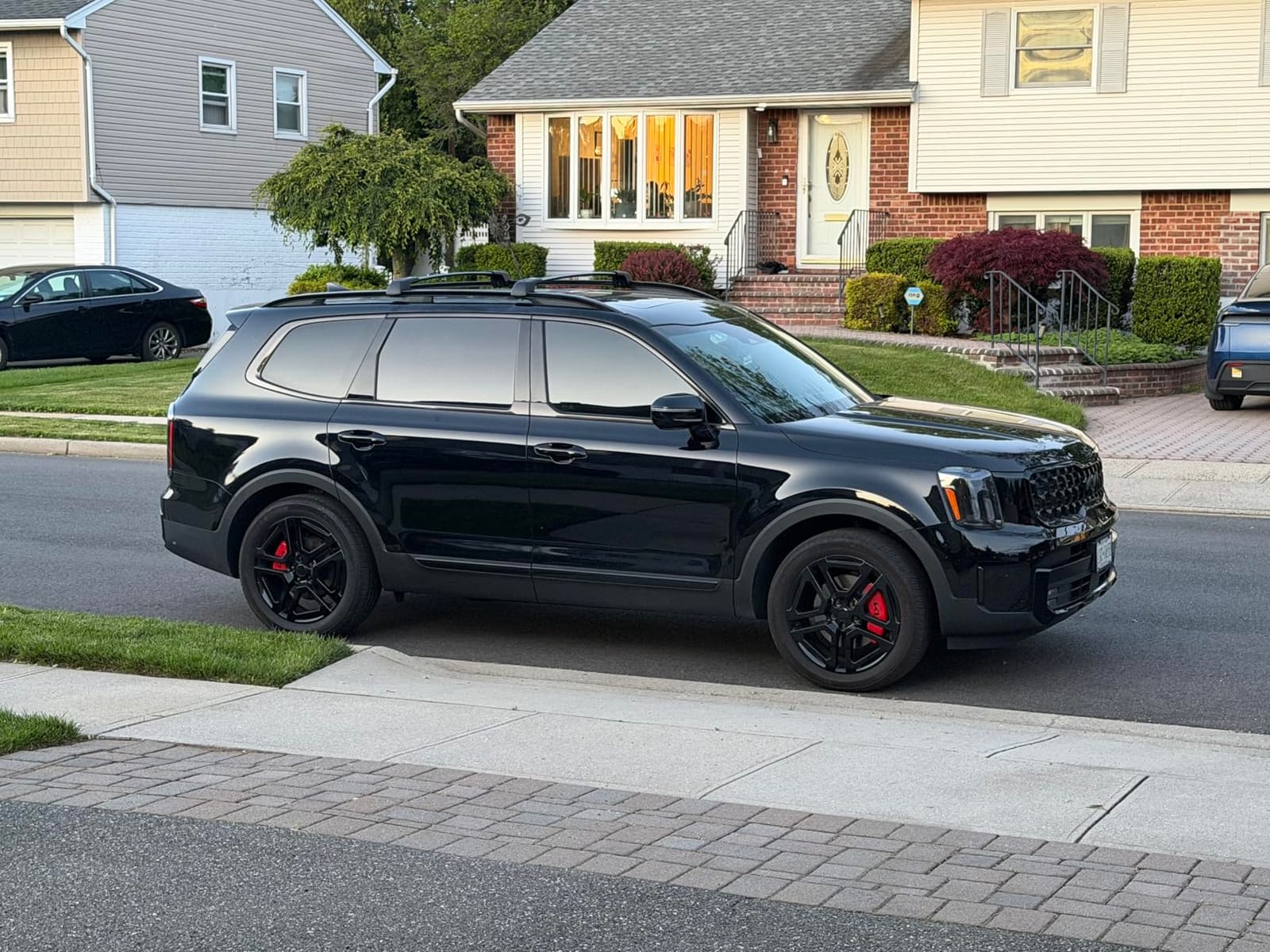 Tuyoung 300lbs Lockable Roof Rack Cross Bars for Toyota 4Runner 2010-2024 customer photo 1