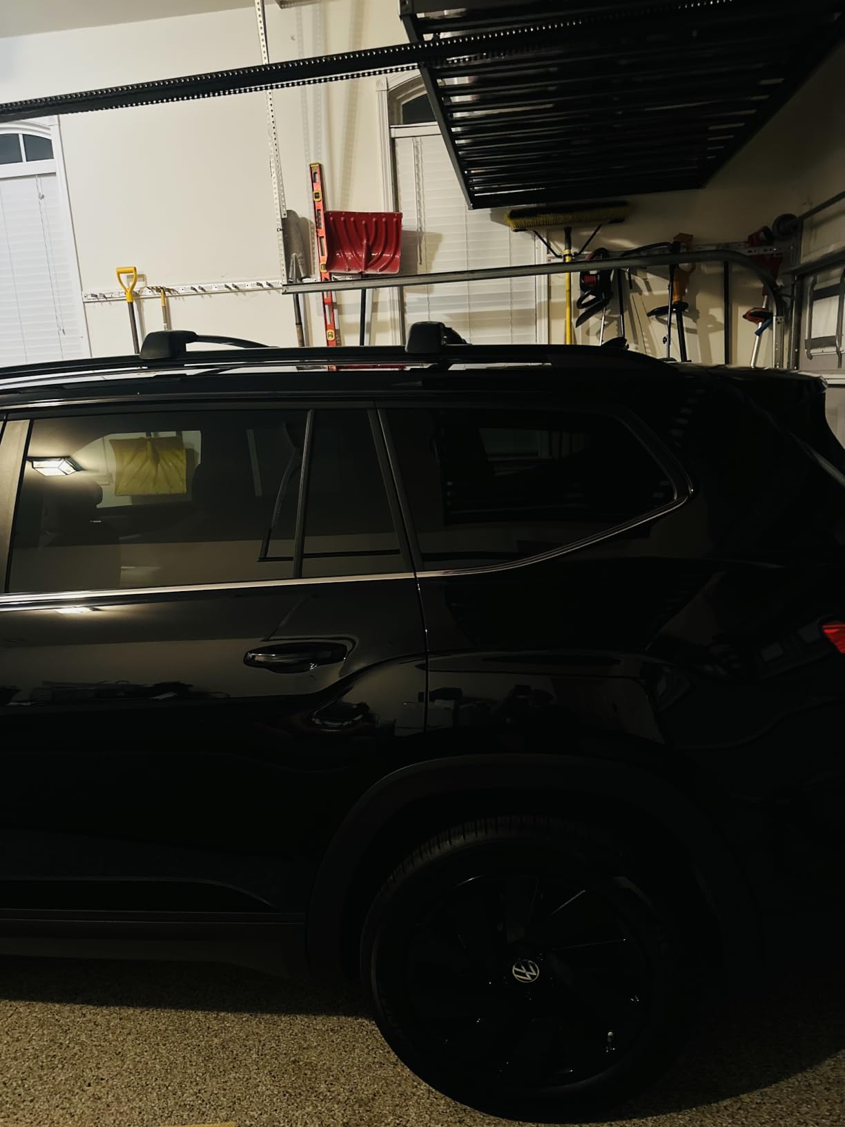 KINGGERI 300LBS Lockable Roof Rack Cross Bars for Toyota RAV4 2013-2018 customer photo 1