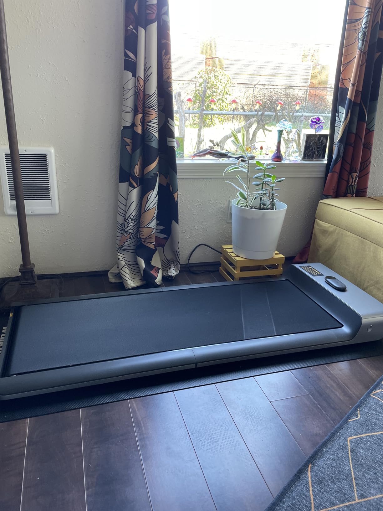 WalkingPad Foldable Walking Pad Treadmill, Under Desk Compact Design customer photo 2