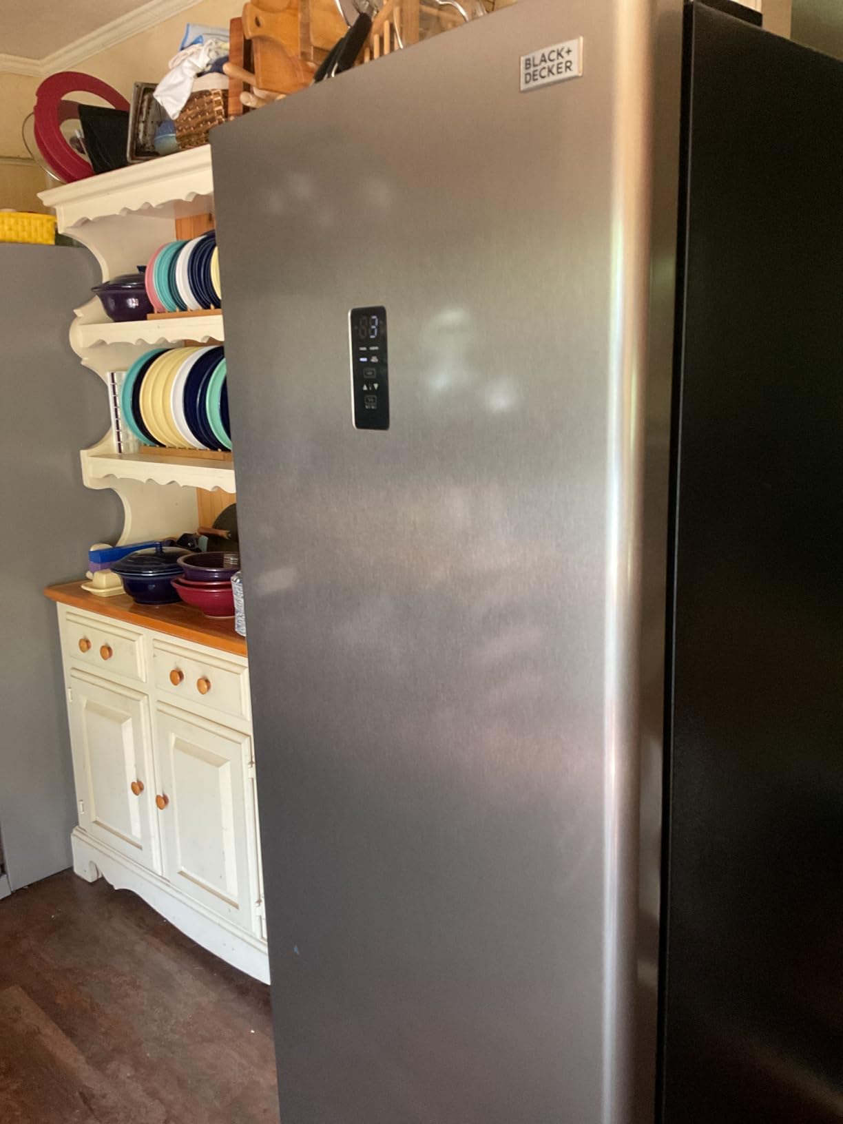 BLACK+DECKER 17 Cu. Ft. Convertible Freezer Refrigerator, BUC1700XW, White customer photo 2