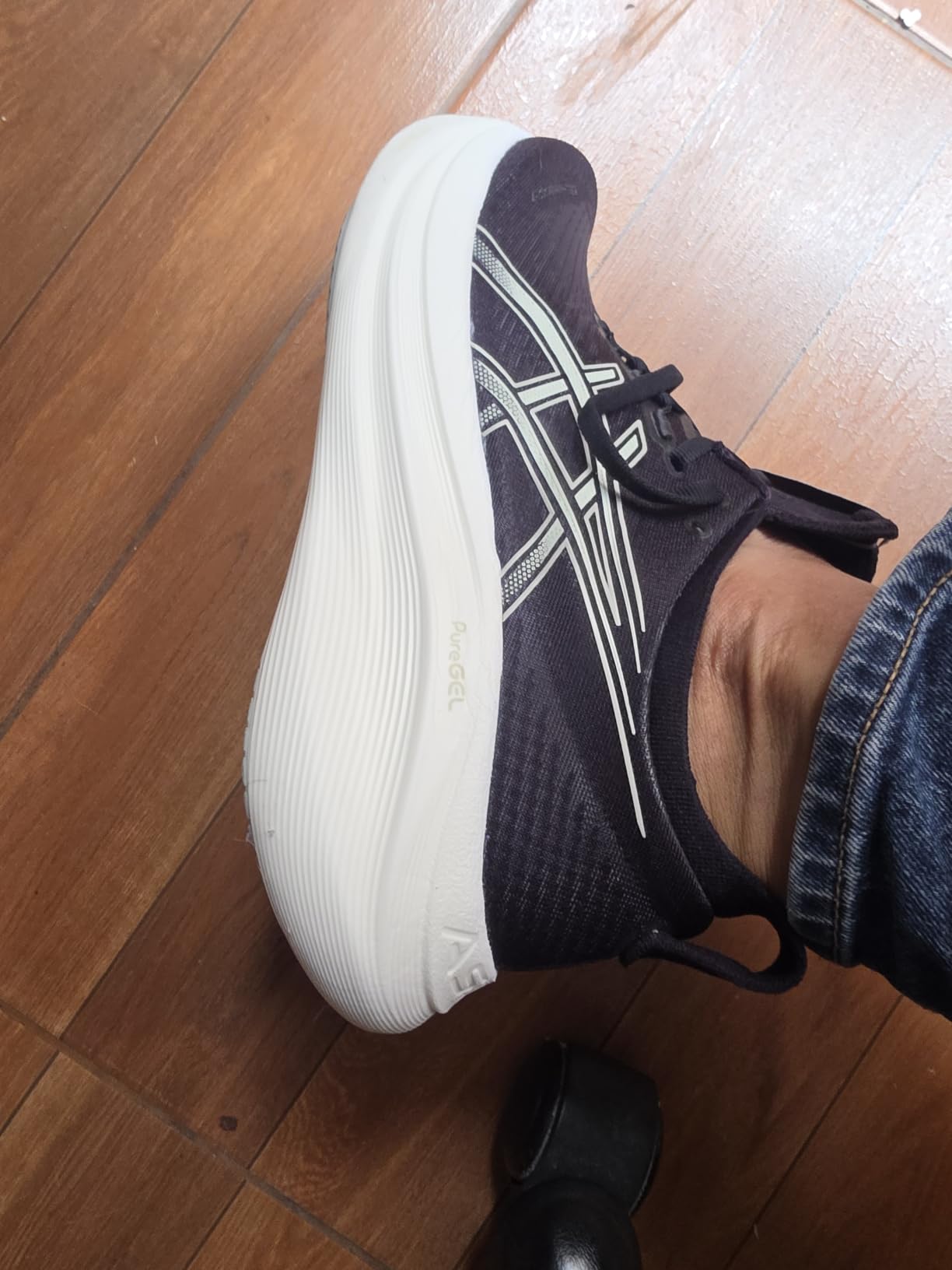 ASICS Men's Gel-Nimbus 27 Running Shoes customer photo 1