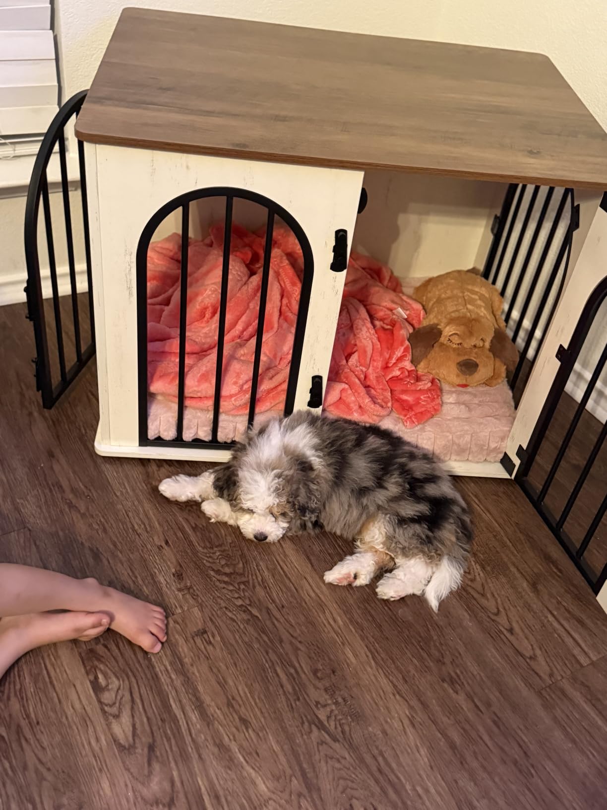 Hzuaneri 39.4'' Dog Crate Furniture,Dog Kennel Indoor for Medium/Large Dogs customer photo 1