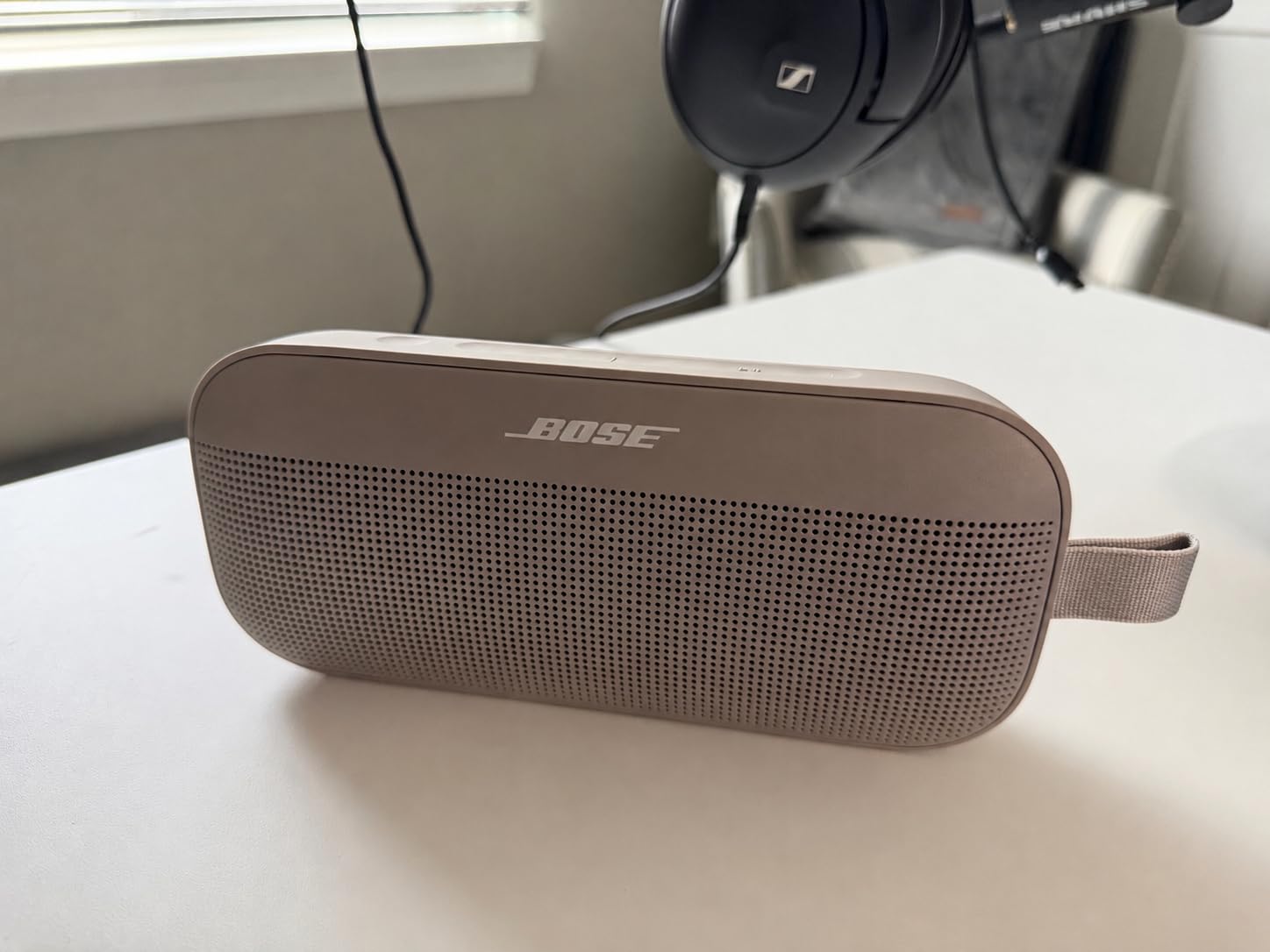 Bose SoundLink Flex Bluetooth Speaker (2nd Gen) - Portable Outdoor Speaker with Hi-Fi Audio, Waterproof and Dustproof, USB-C, Up to 12 Hours Battery Life, Sandstone customer photo 2