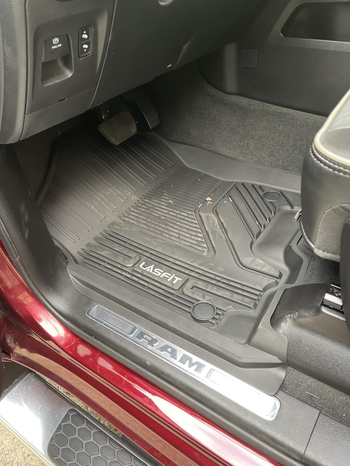 LASFIT Floor Mats for RAM 1500 Crew Cab 2025-2026 Bucket Seats customer photo 1