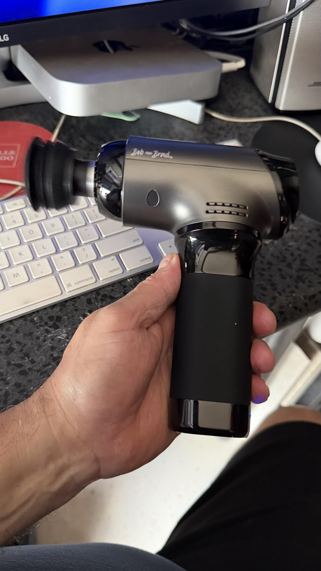 BOB AND BRAD T2 Pro Deep Tissue Massage Gun with Heat & Cold, Percussion customer photo 1