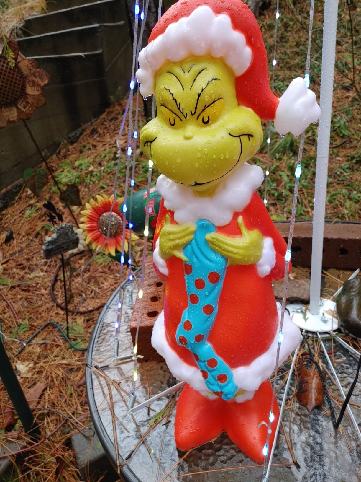 Grinch Lighted Blow Mold Outdoor Decor Grinch w/Seussian Style Stocking 24
