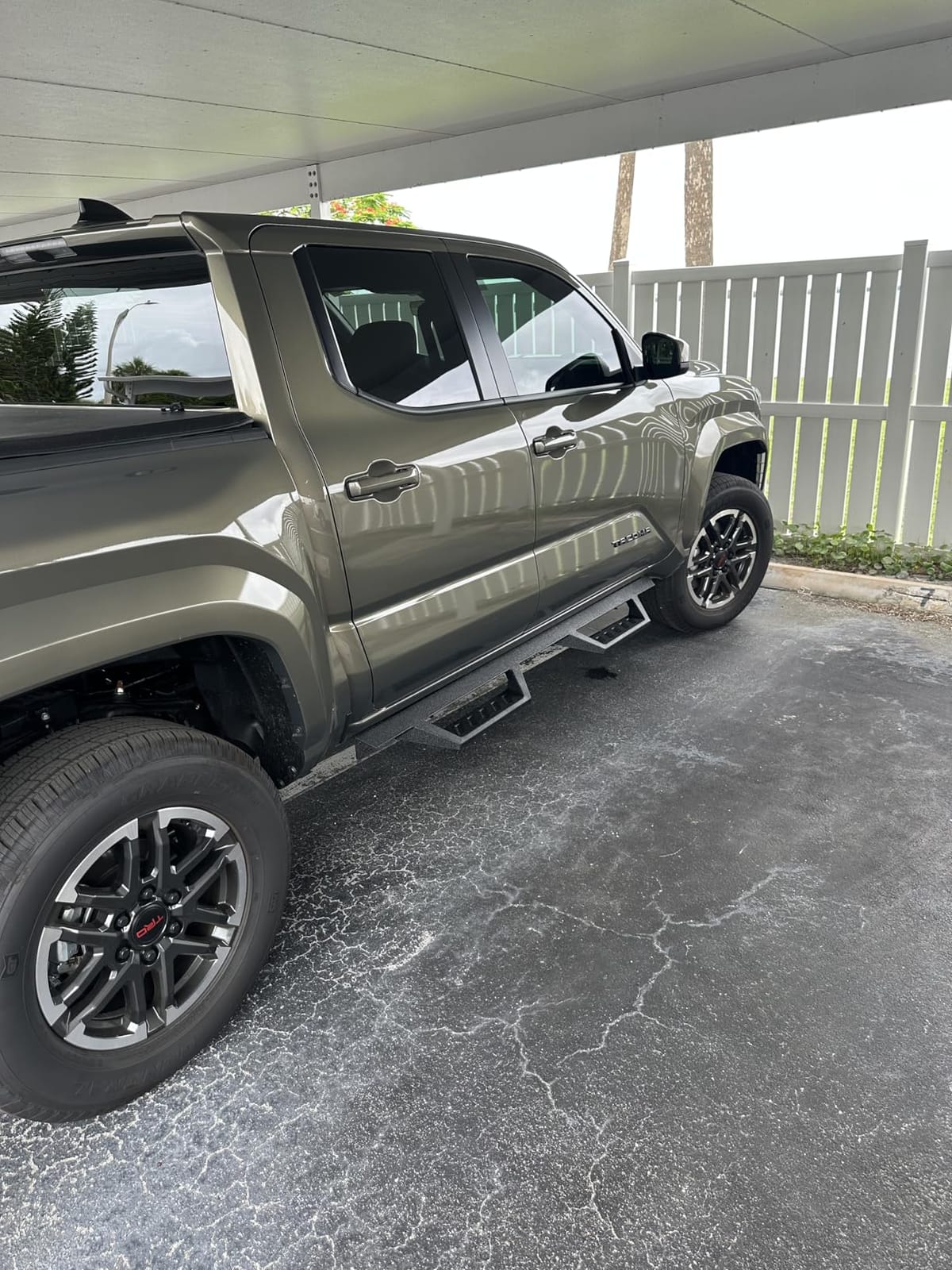 Tyger Auto LanderX Running Board Compatible with 2024-2026 Toyota Tacoma (Fits Hybrid) | Double Cab | TG-LX3T84208 | Drop Step Side Step Rail Nerf Bars customer photo 1