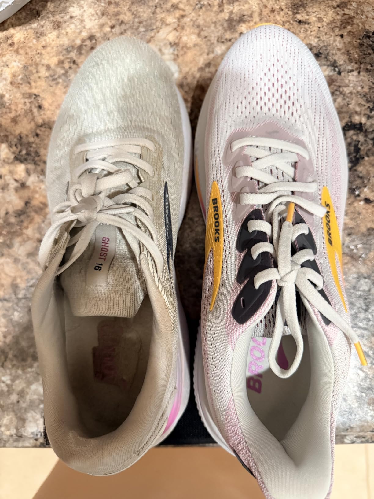 Brooks Women’s Ghost 17 Neutral Running Shoe customer photo 1